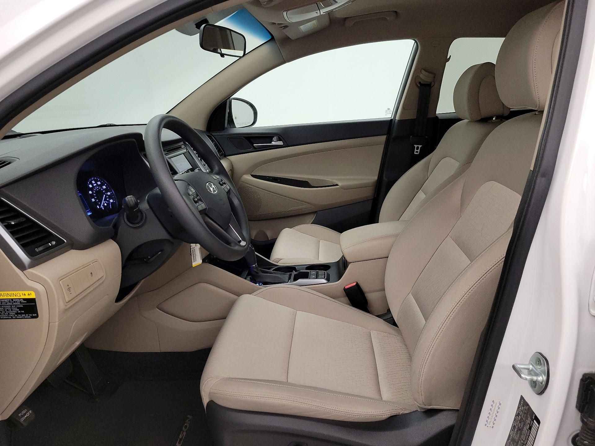 Thumbnail: 2016 Hyundai Tucson - 11