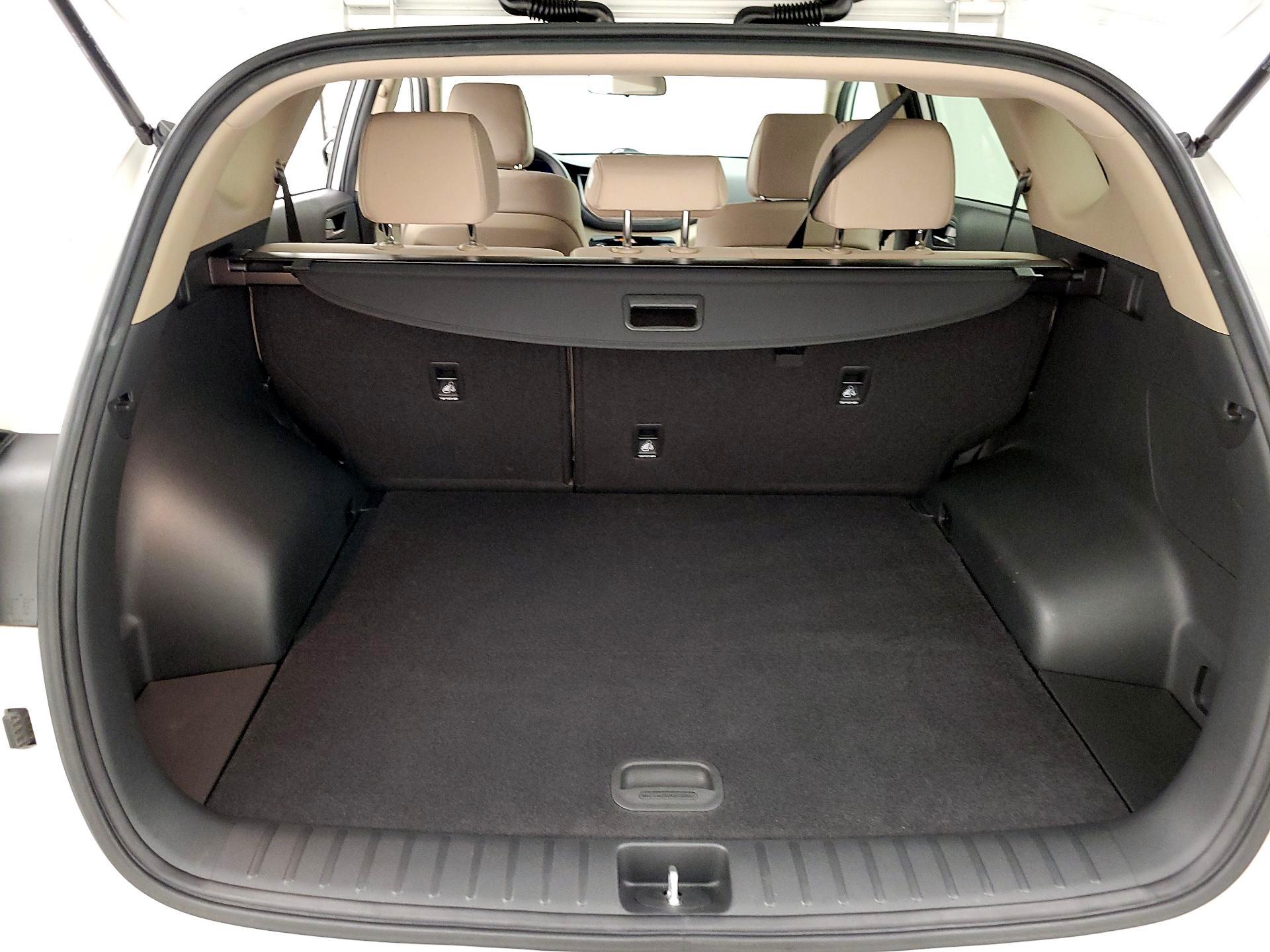 Thumbnail: 2016 Hyundai Tucson - 20