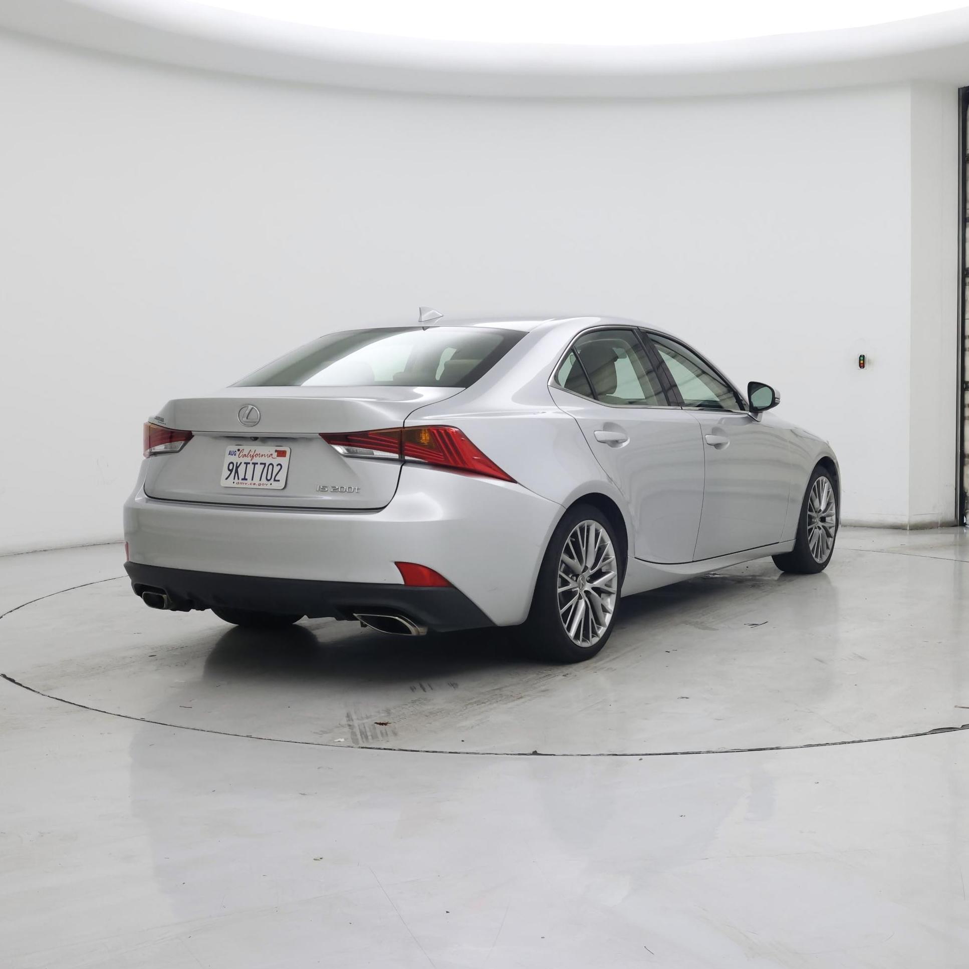 Thumbnail: 2017 Lexus IS - 8
