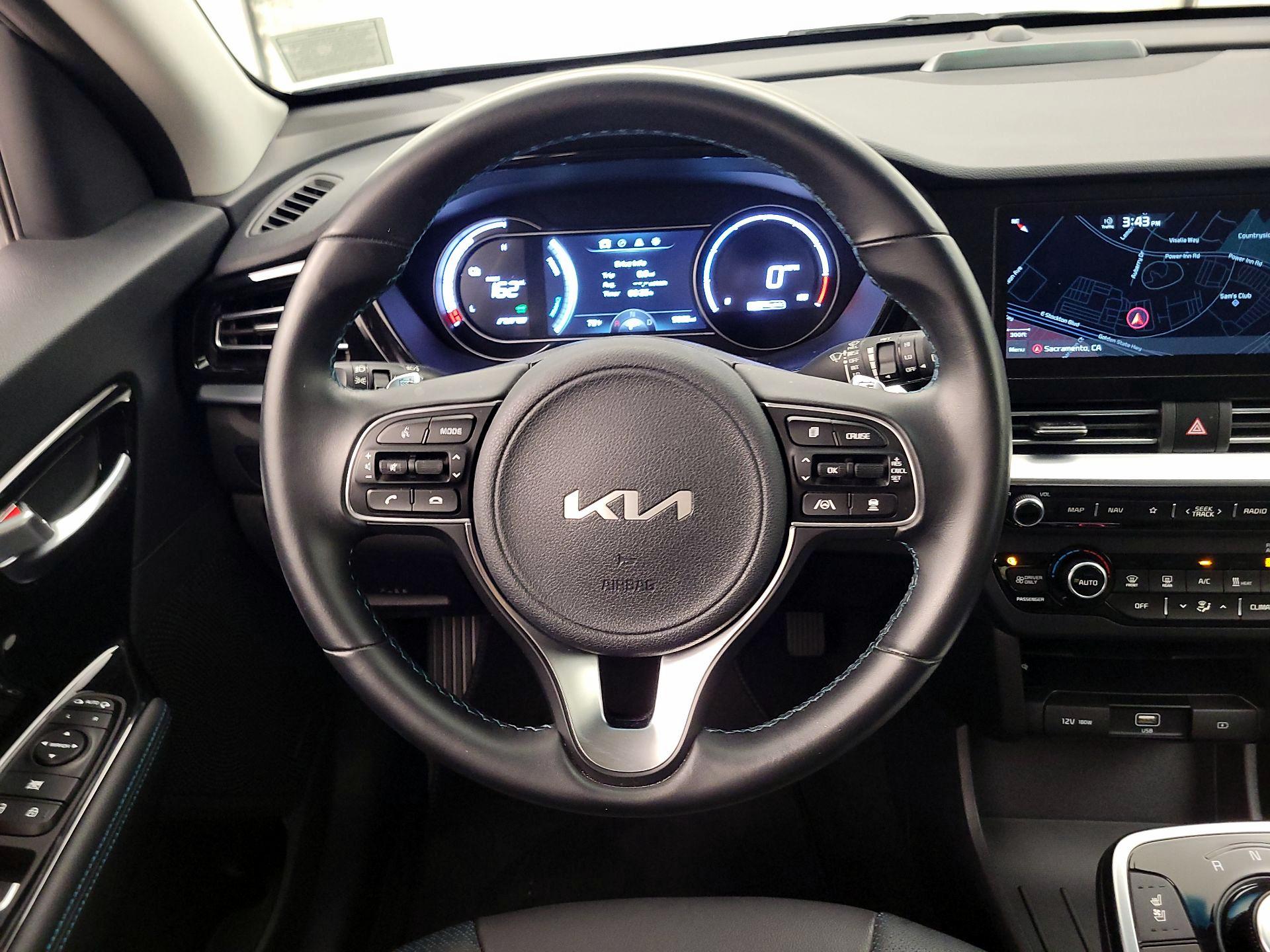 Thumbnail: 2022 Kia Niro - 10