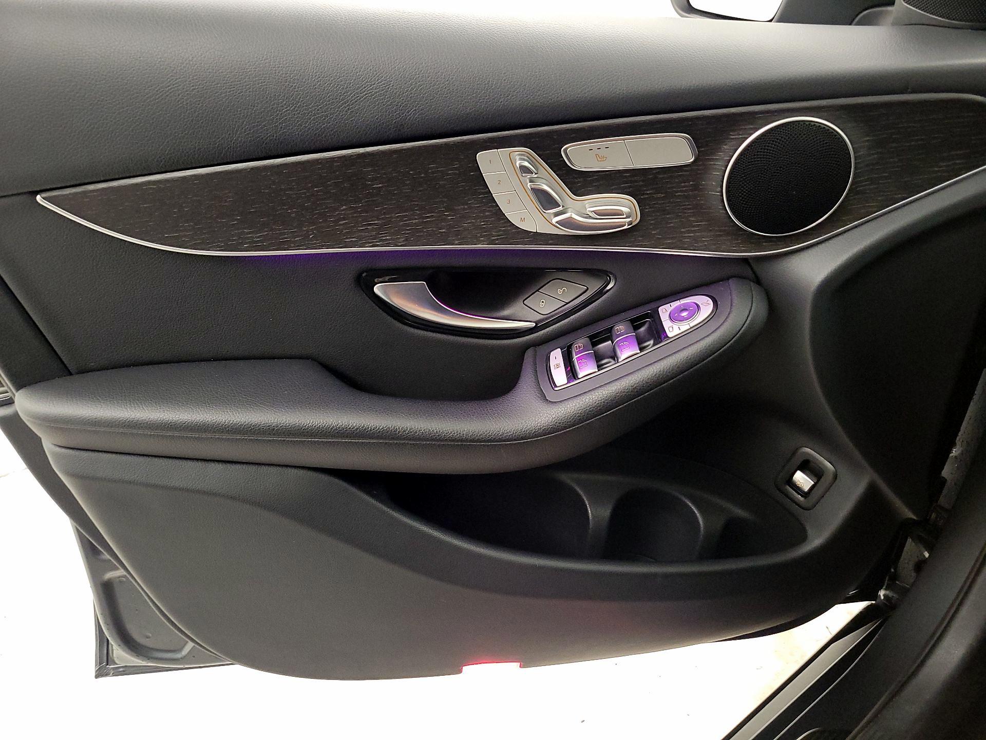 Thumbnail: 2020 Mercedes-Benz GLC - 12