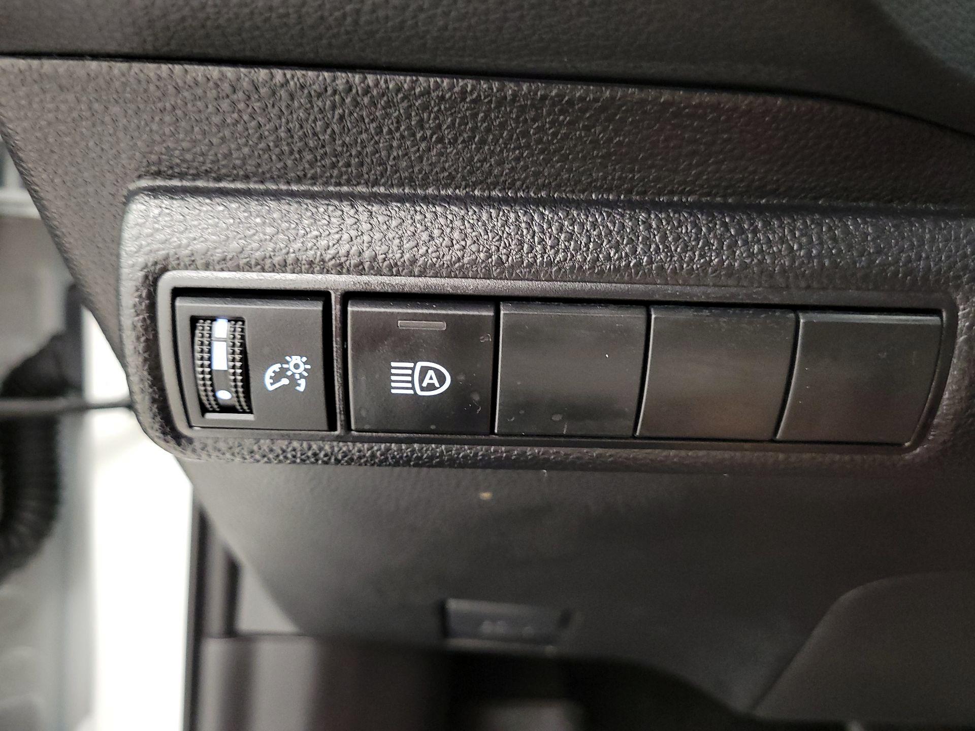 Thumbnail: 2024 Toyota Corolla - 13