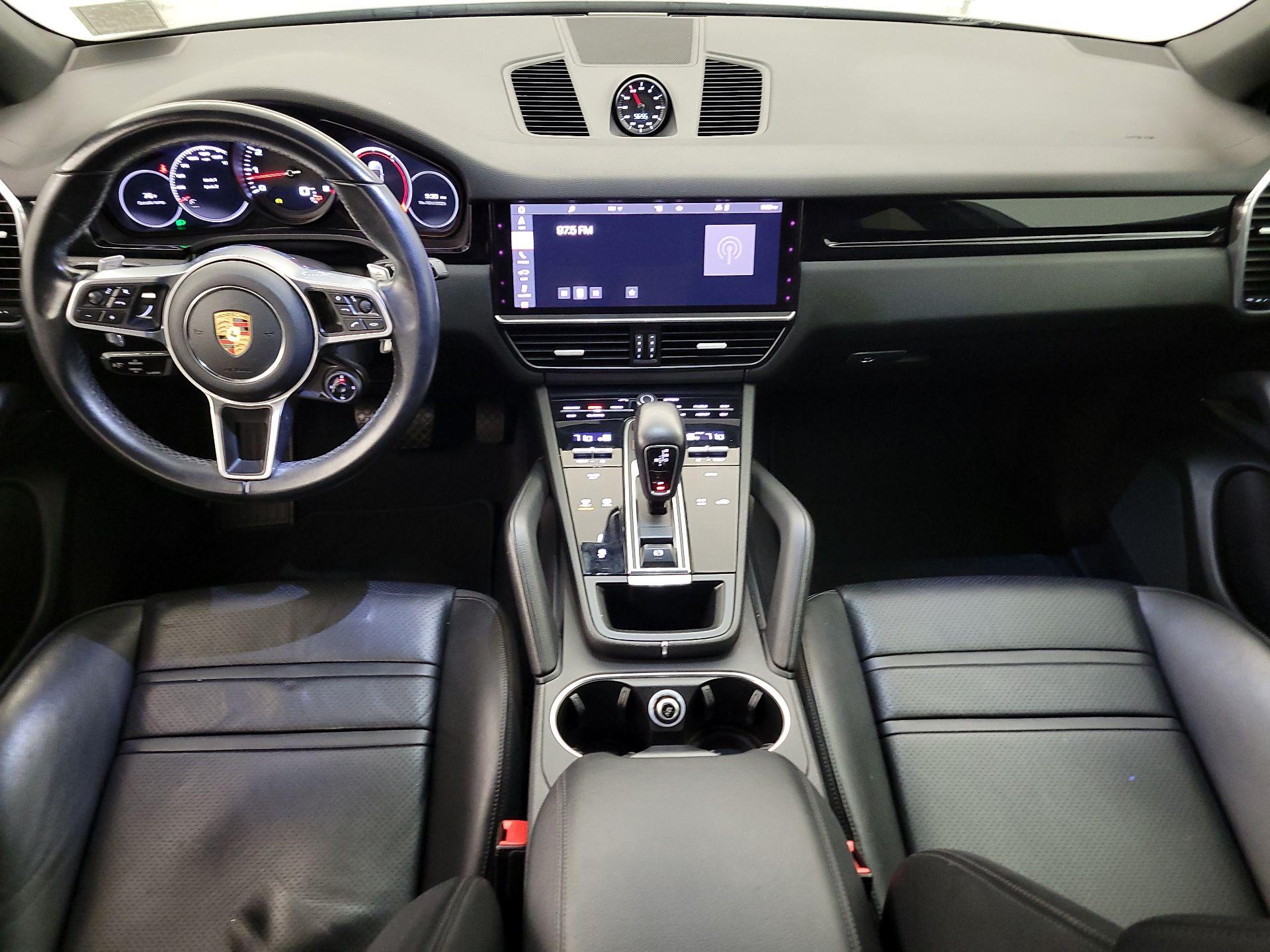 Thumbnail: 2020 Porsche Cayenne - 9