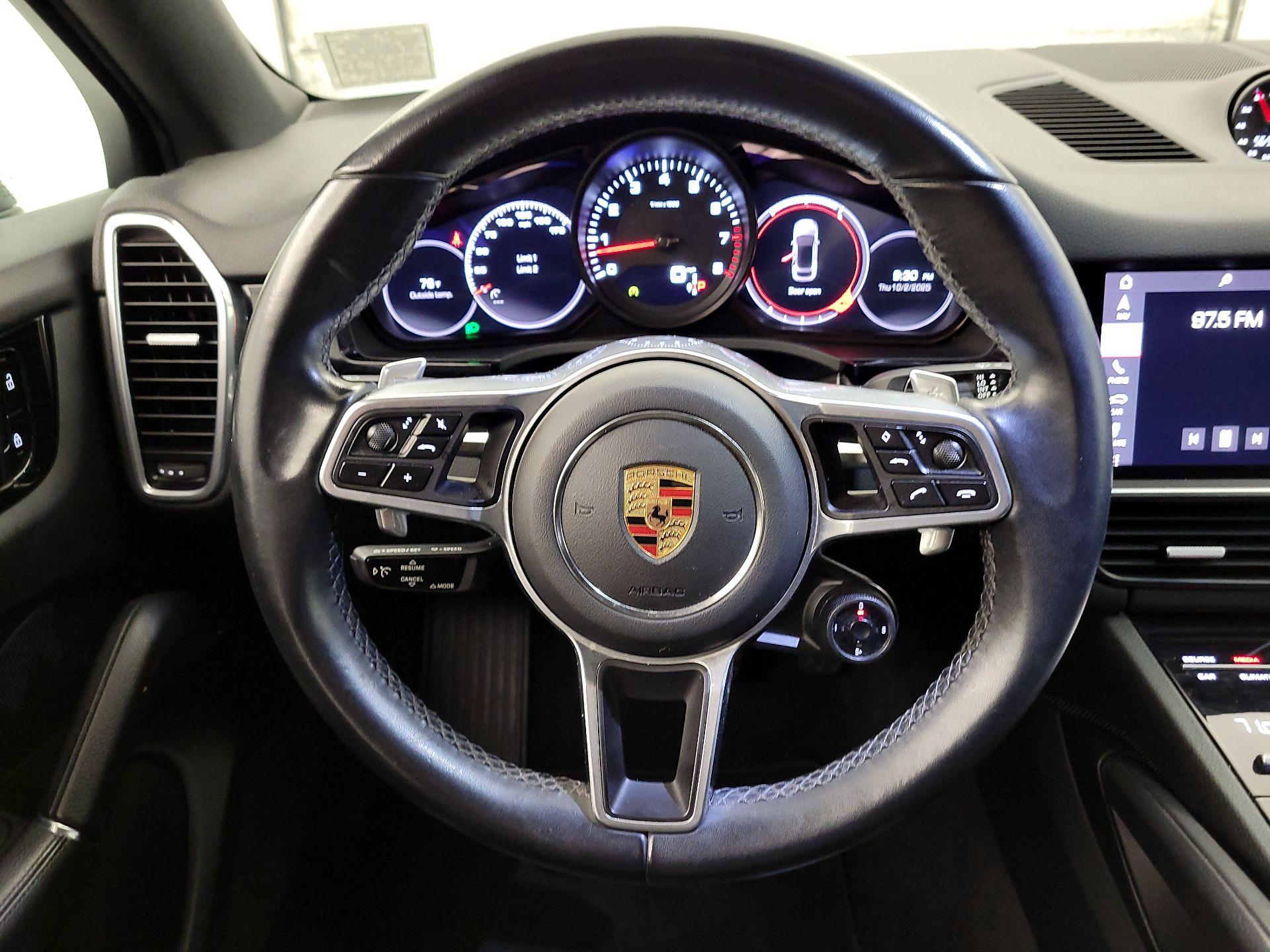 Thumbnail: 2020 Porsche Cayenne - 10