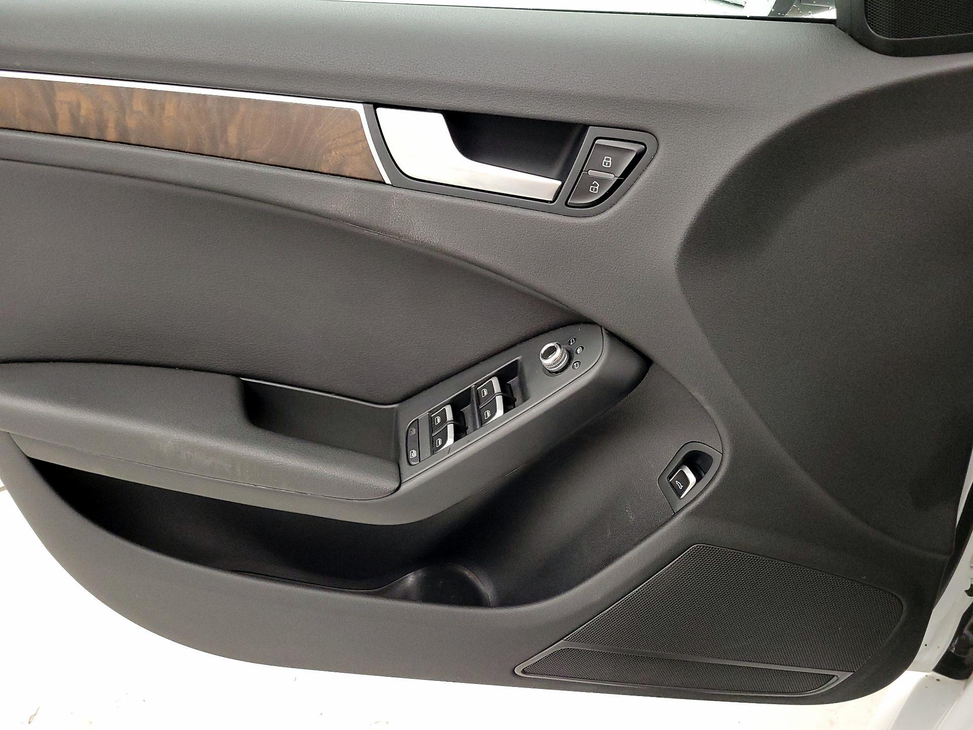 Thumbnail: 2015 Audi A4 - 12