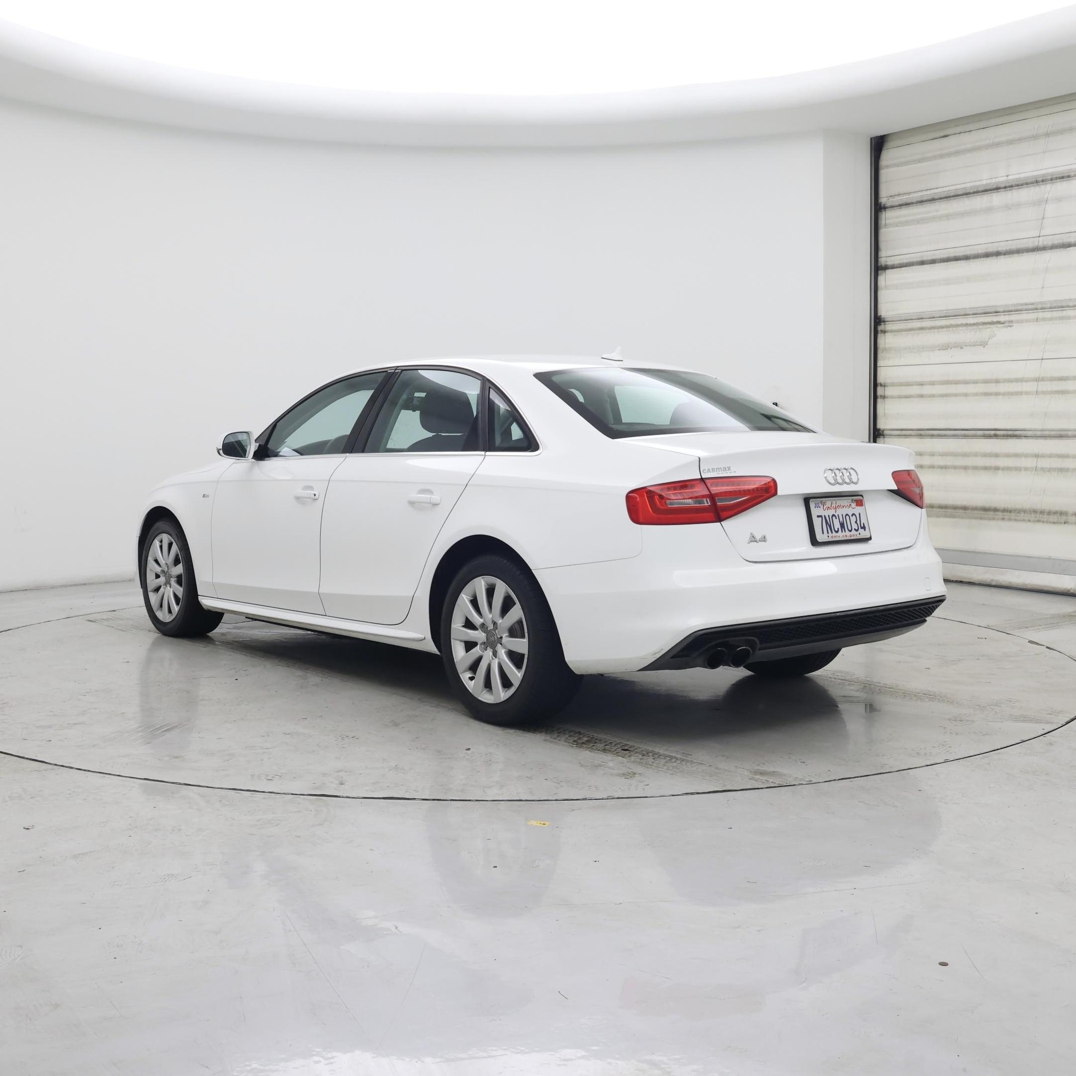 Thumbnail: 2015 Audi A4 - 2