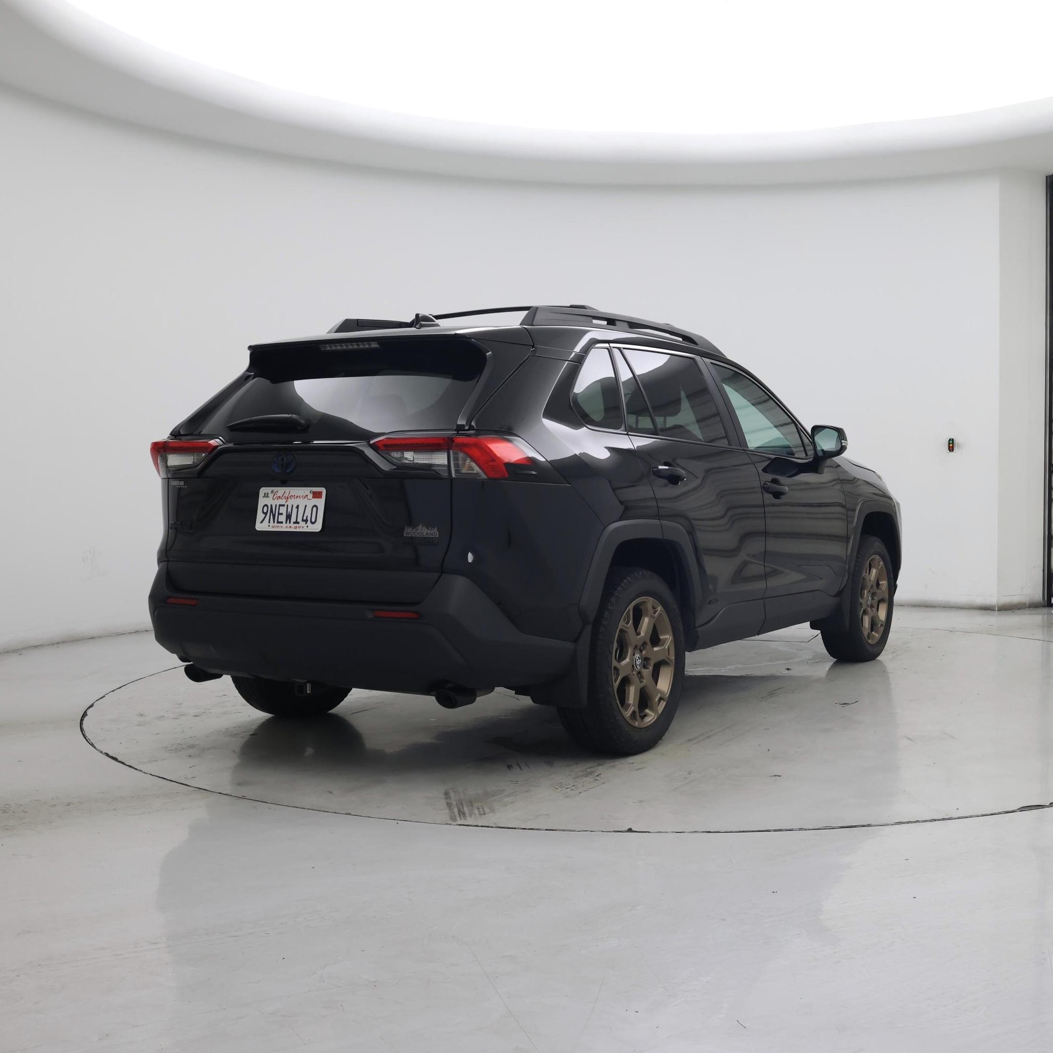 Thumbnail: 2024 Toyota RAV4 - 8