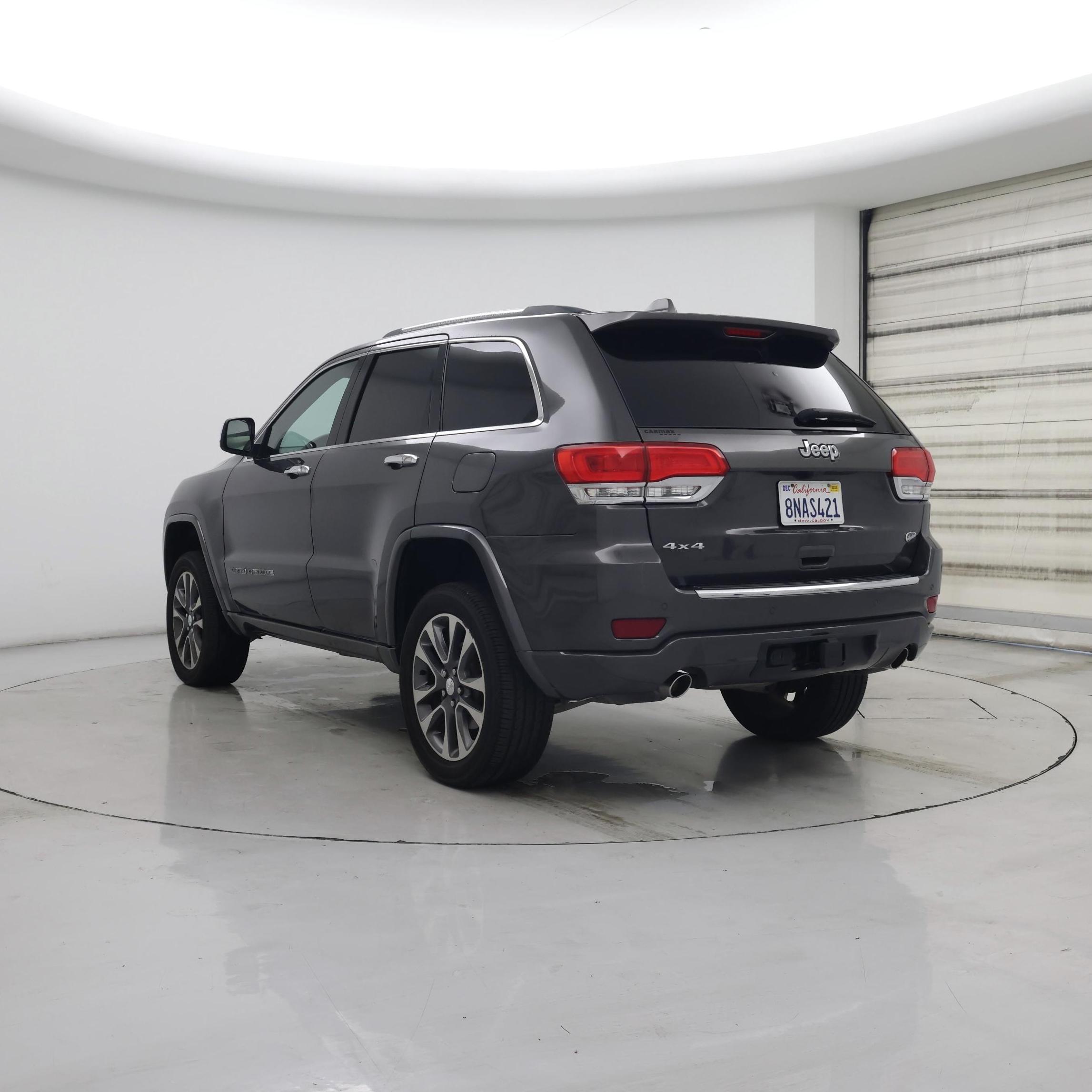 Thumbnail: 2017 Jeep Grand Cherokee - 2