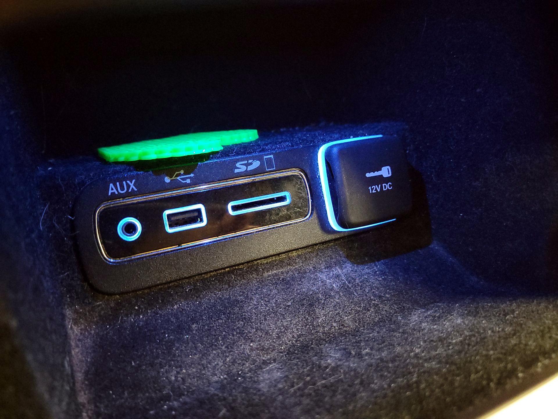 Thumbnail: 2017 Jeep Grand Cherokee - 19