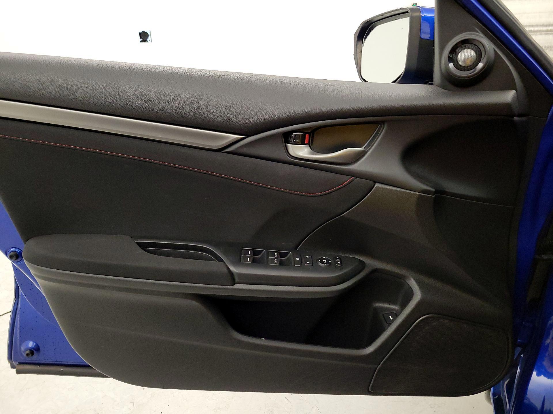 Thumbnail: 2018 Honda Civic - 12