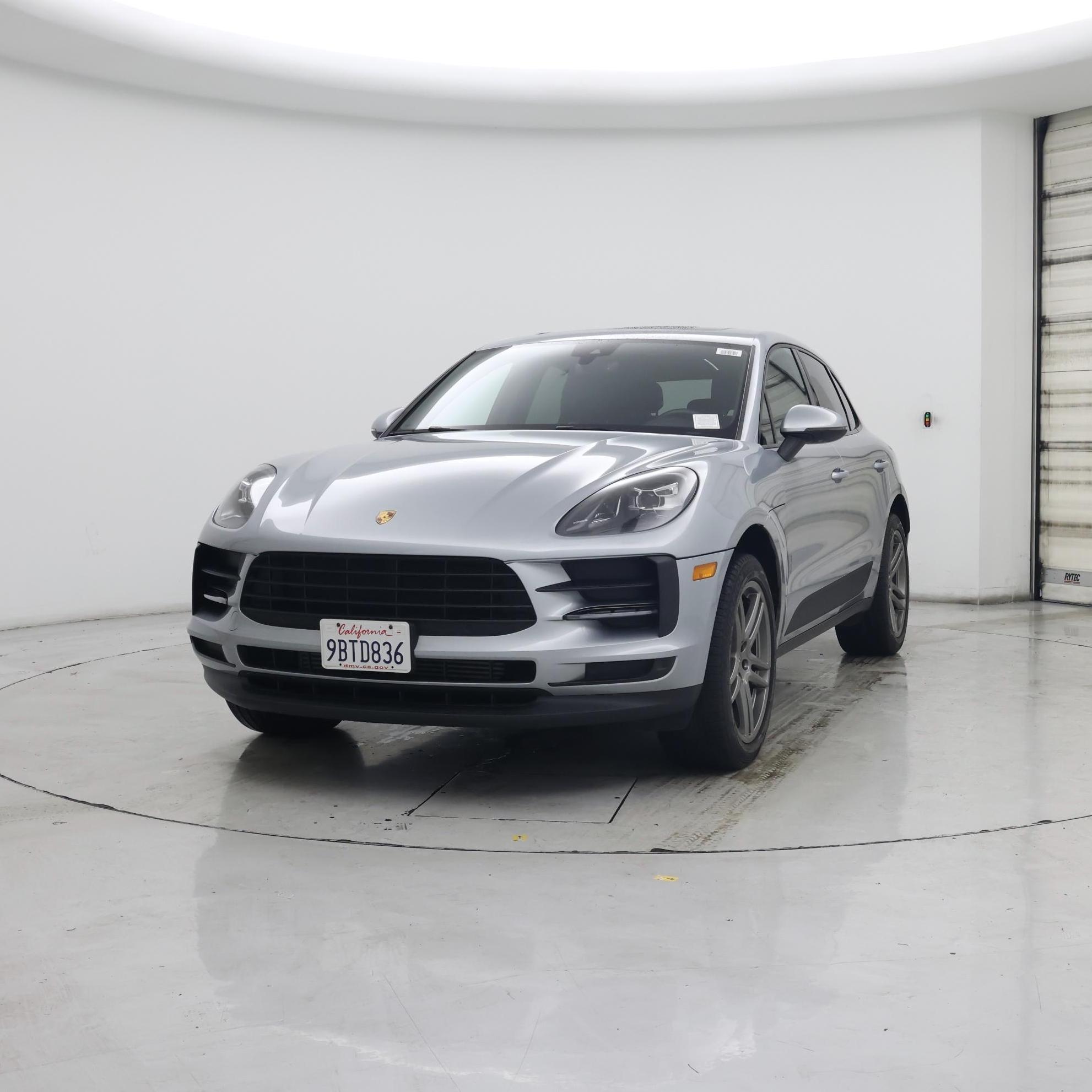 Thumbnail: 2021 Porsche Macan - 4