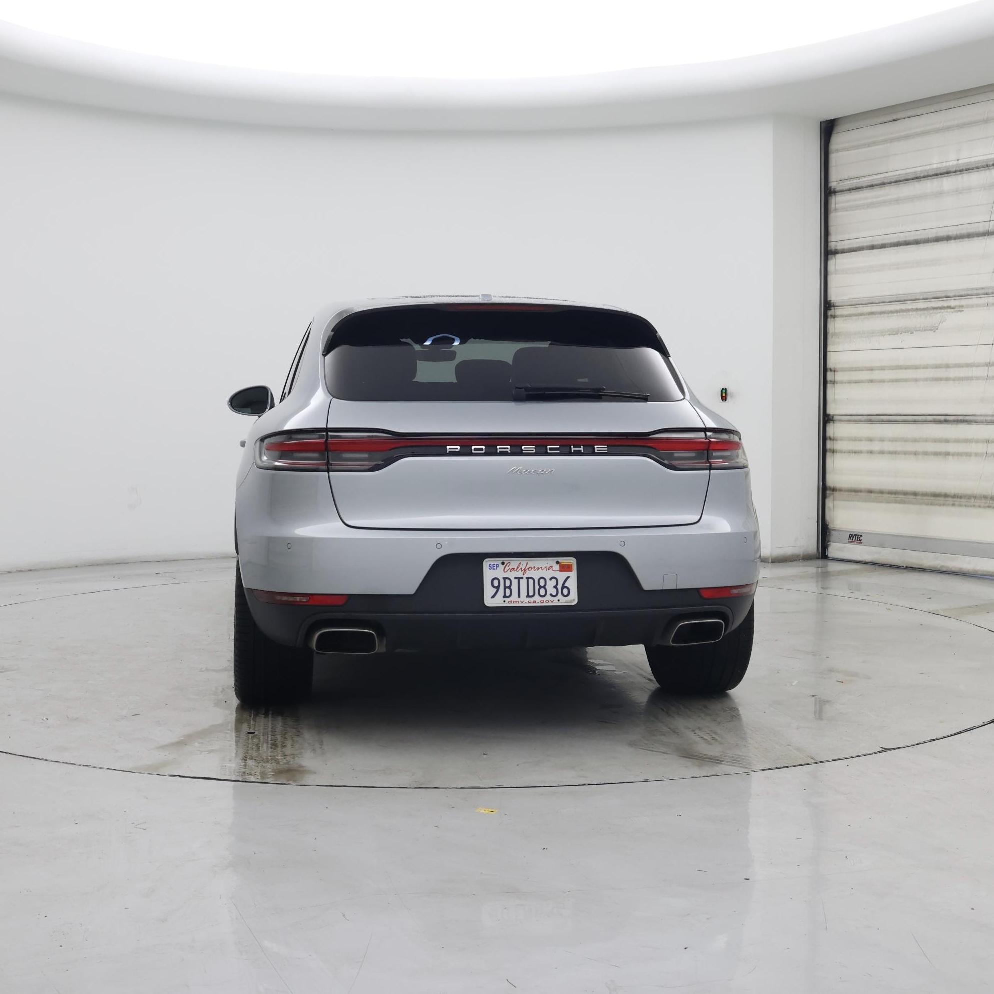 Thumbnail: 2021 Porsche Macan - 6