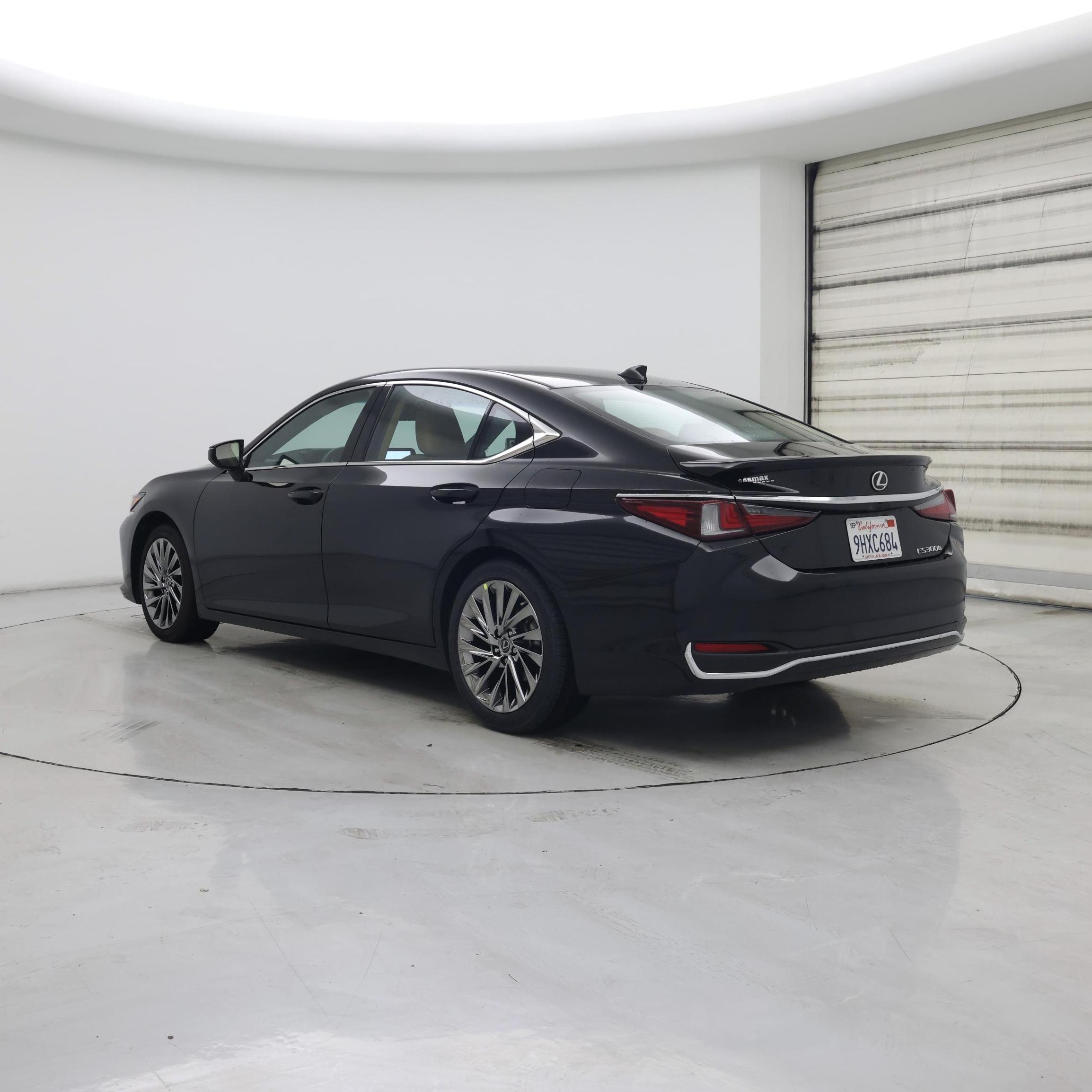 Thumbnail: 2024 Lexus ES - 2