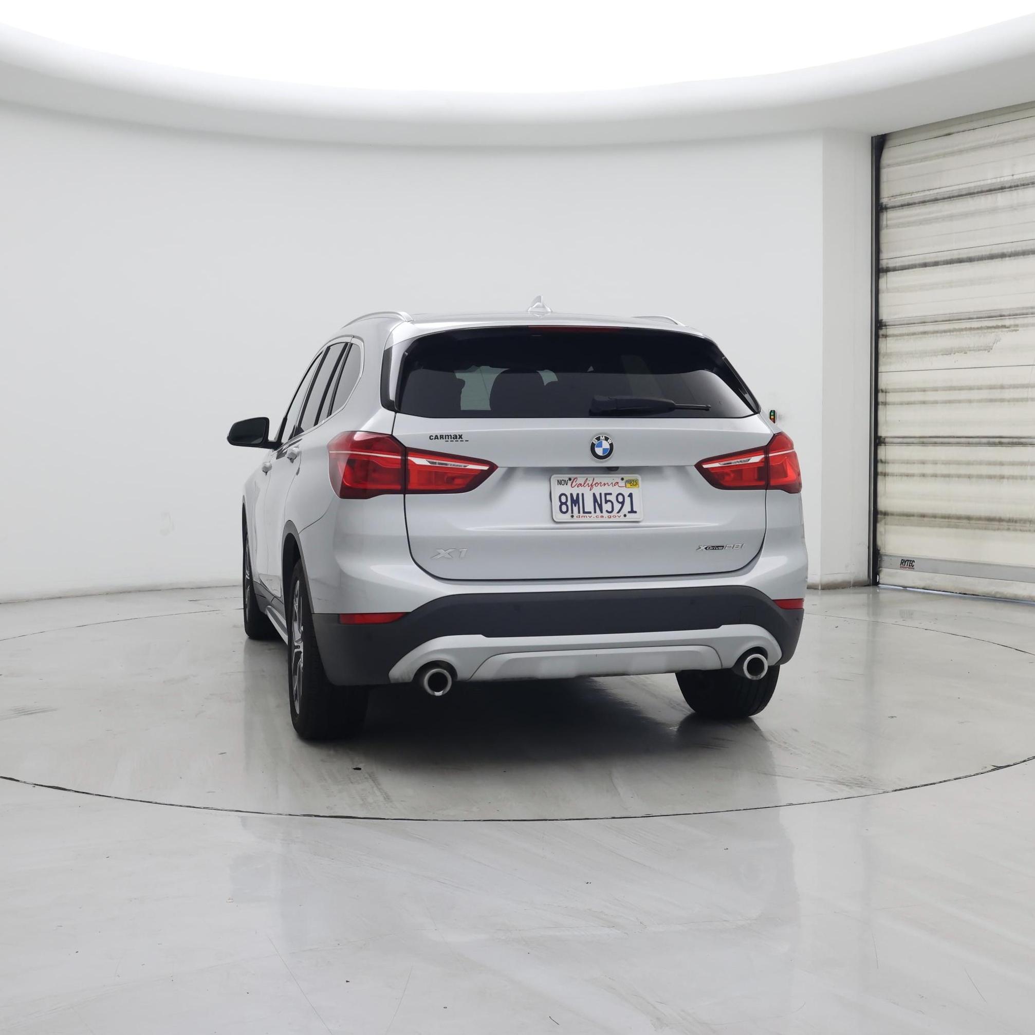 Thumbnail: 2020 BMW X1 - 6