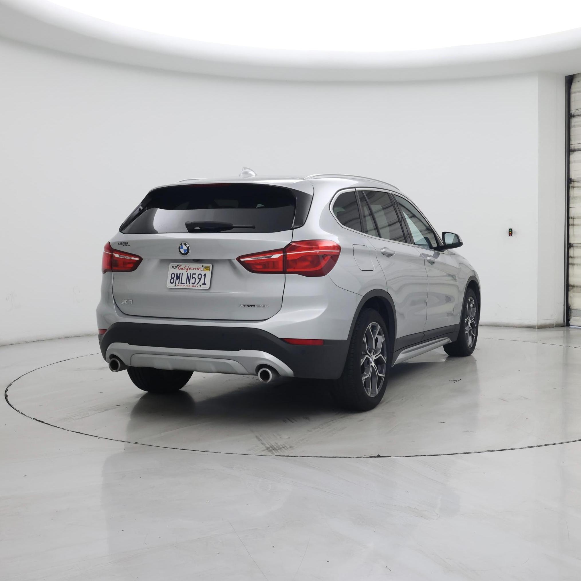 Thumbnail: 2020 BMW X1 - 8