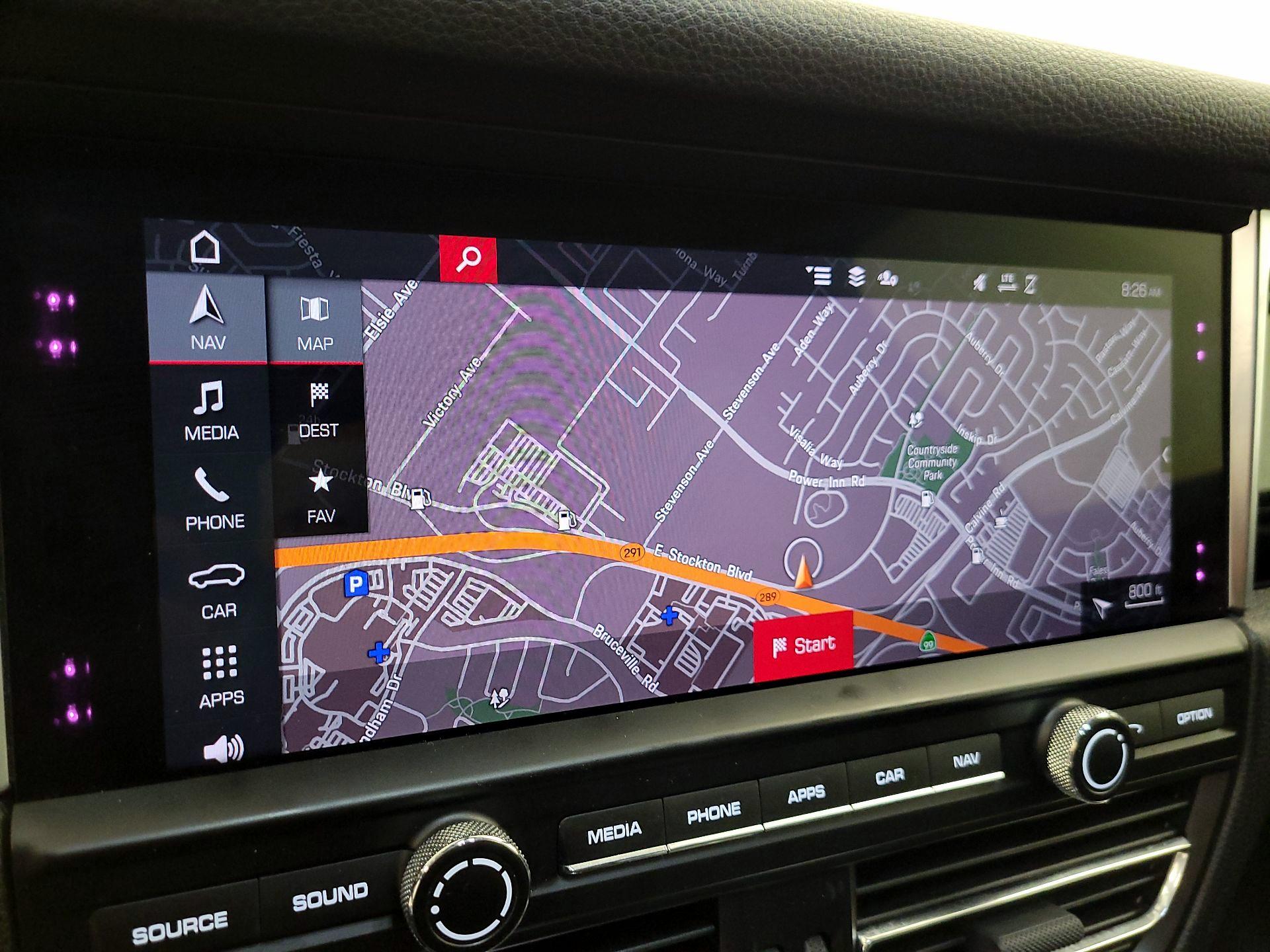 Thumbnail: 2020 Porsche Macan - 14