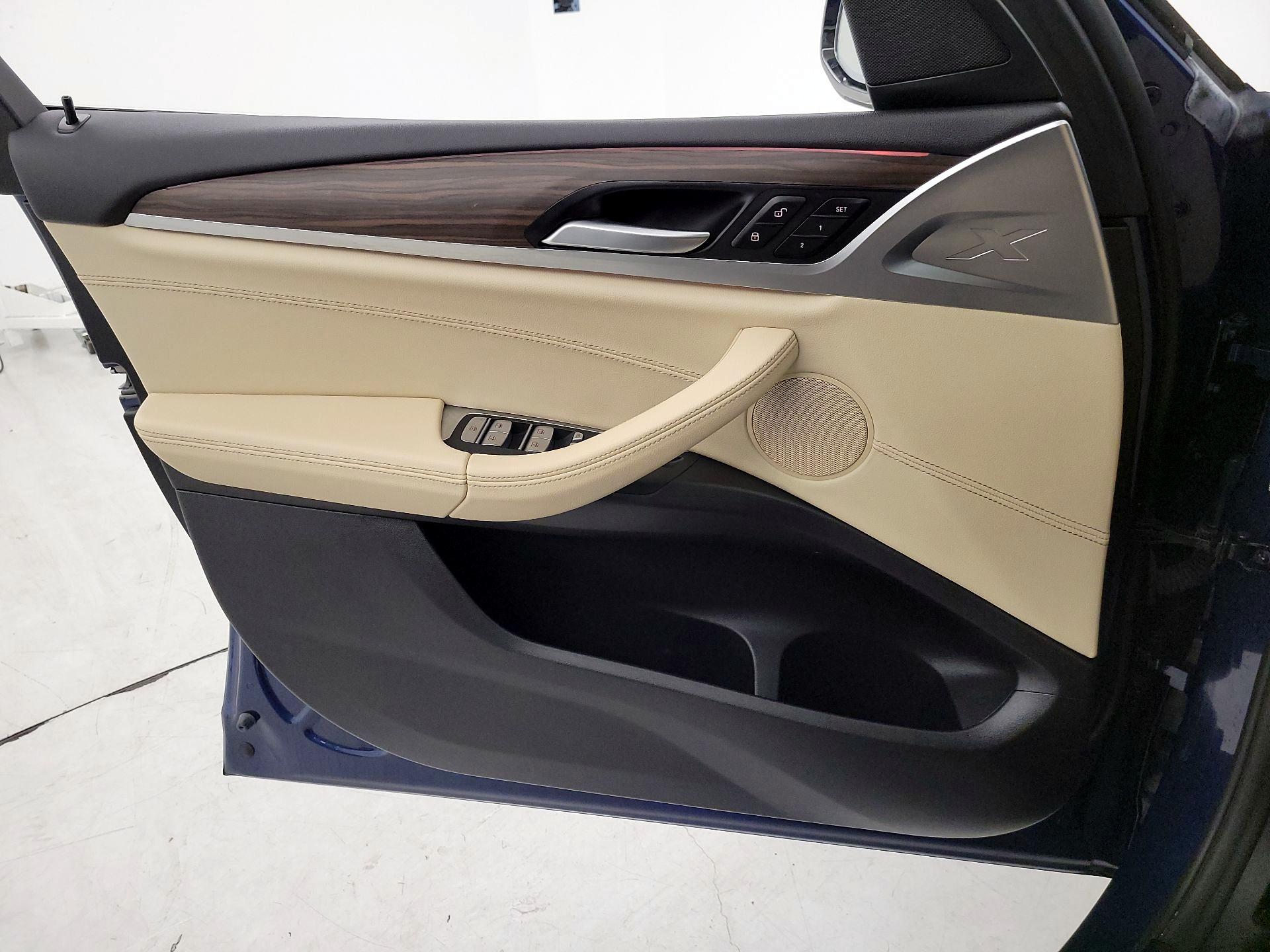 Thumbnail: 2021 BMW X3 - 12