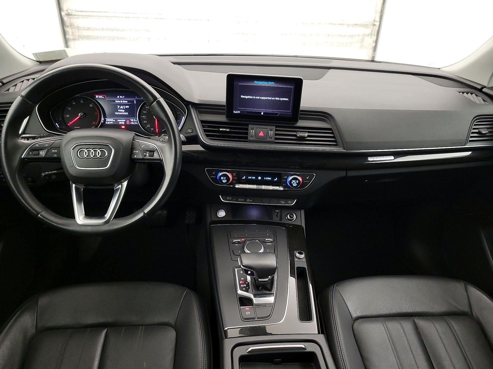Thumbnail: 2019 Audi Q5 - 9