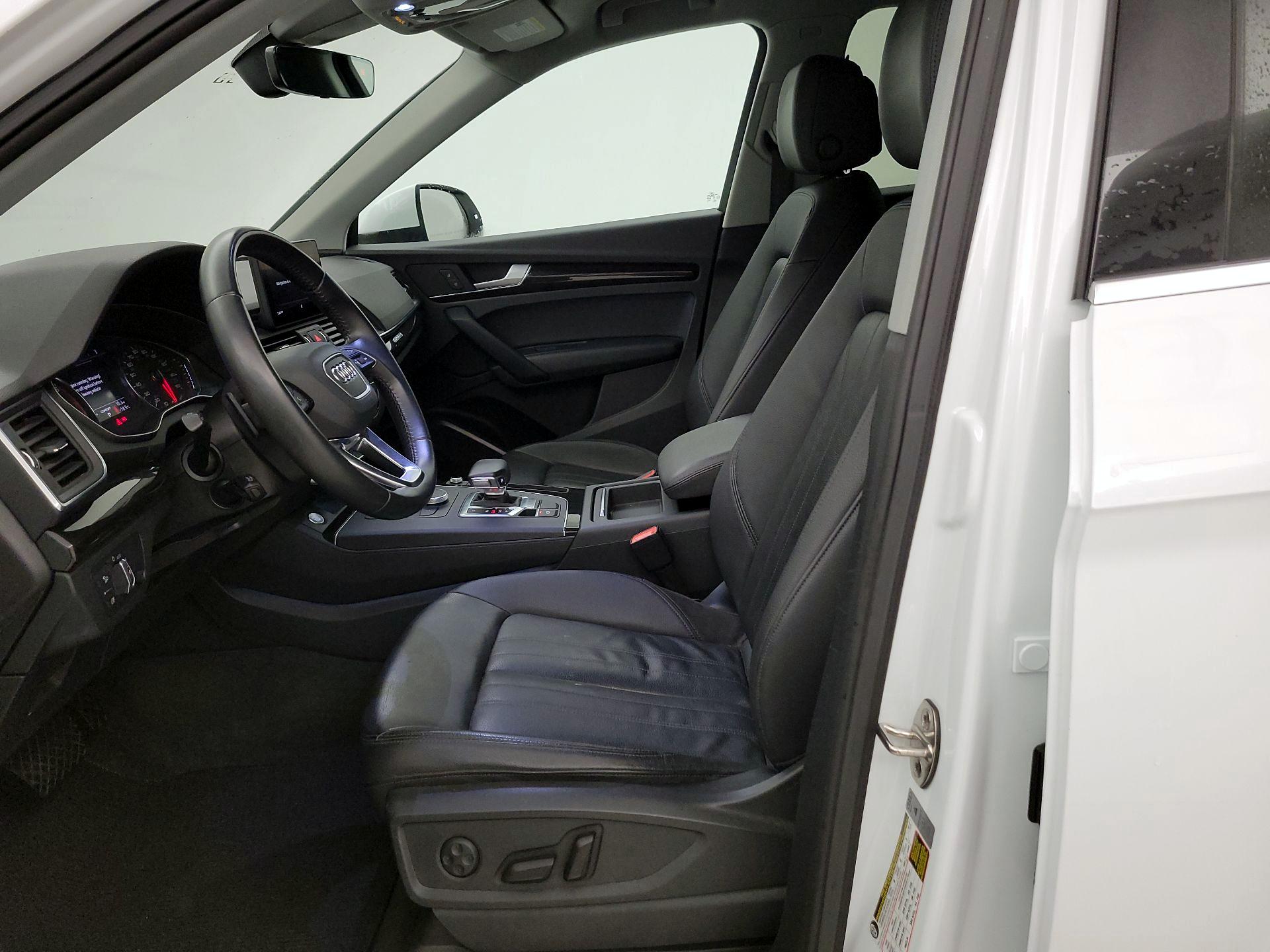 Thumbnail: 2019 Audi Q5 - 11