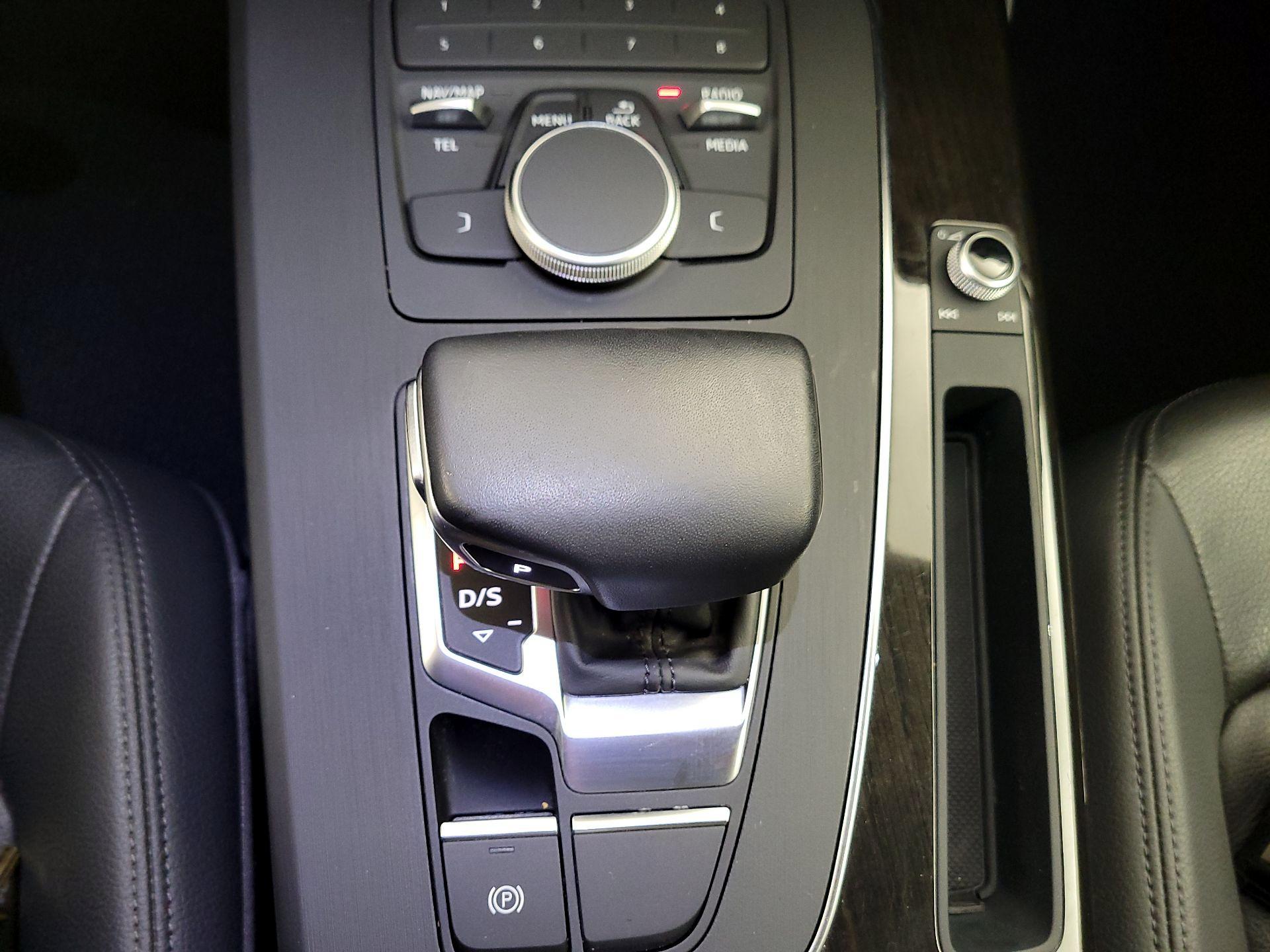 Thumbnail: 2019 Audi Q5 - 18