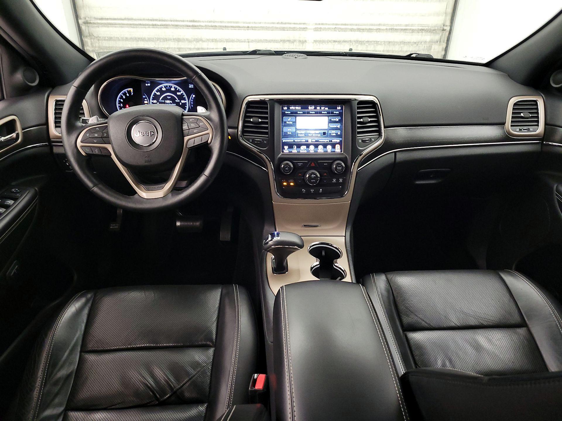 Thumbnail: 2015 Jeep Grand Cherokee - 9