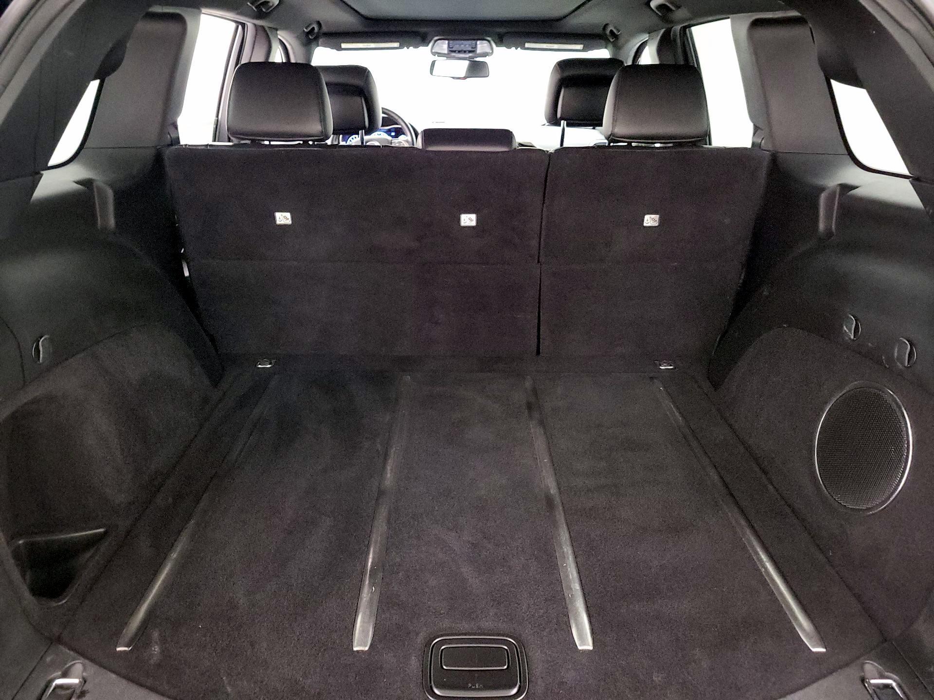 Thumbnail: 2015 Jeep Grand Cherokee - 20
