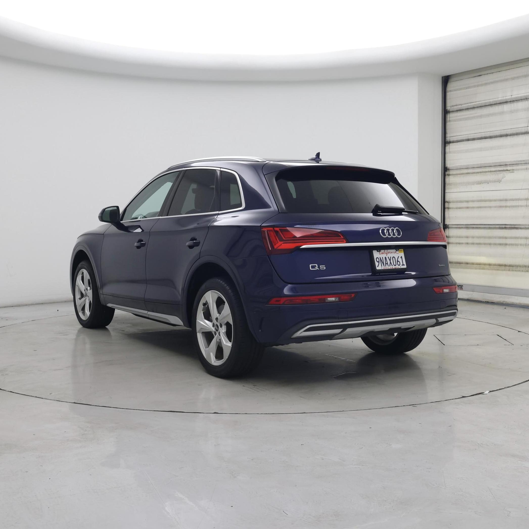 Thumbnail: 2021 Audi Q5 - 2