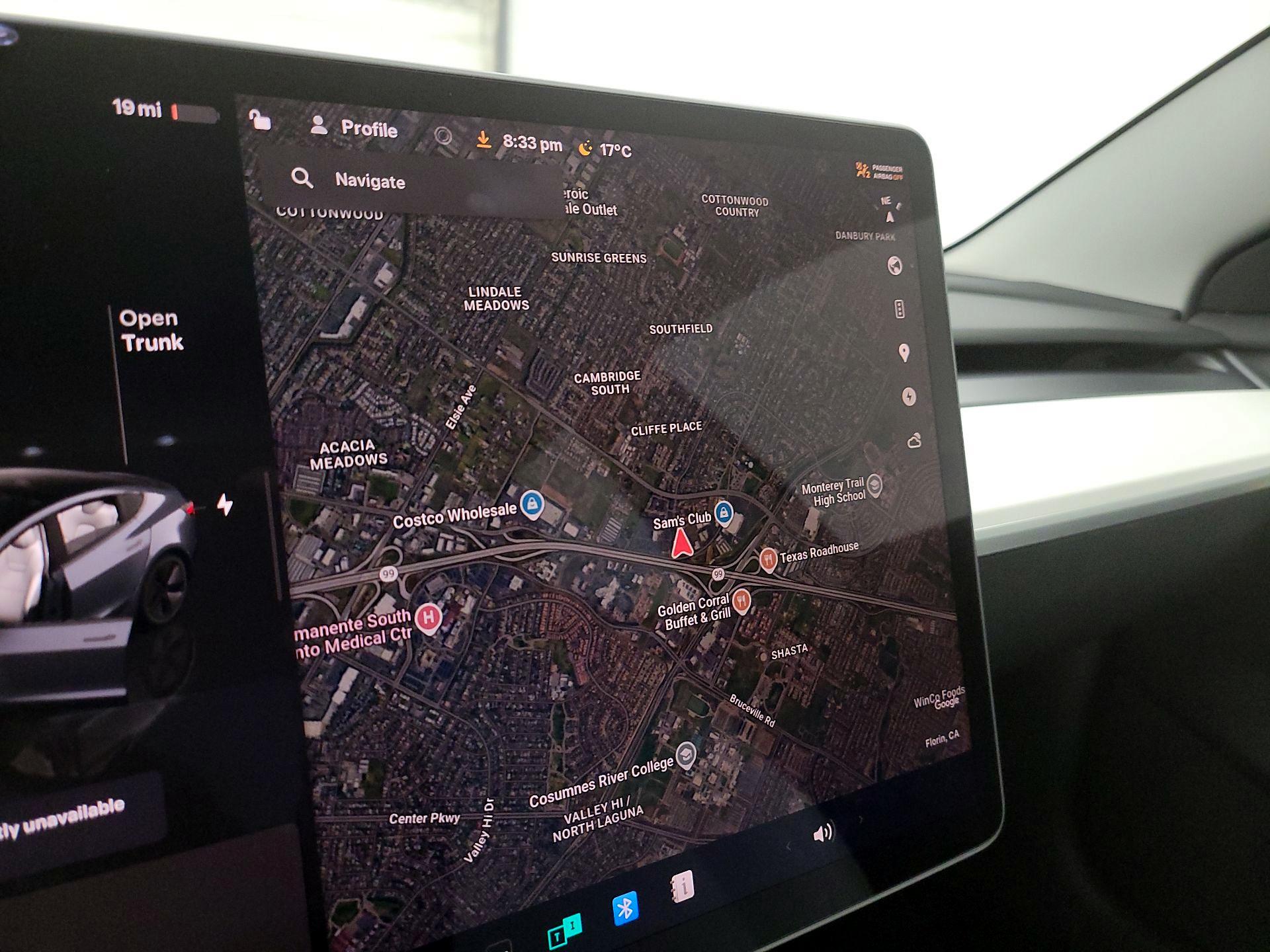 Thumbnail: 2023 Tesla Model 3 - 13