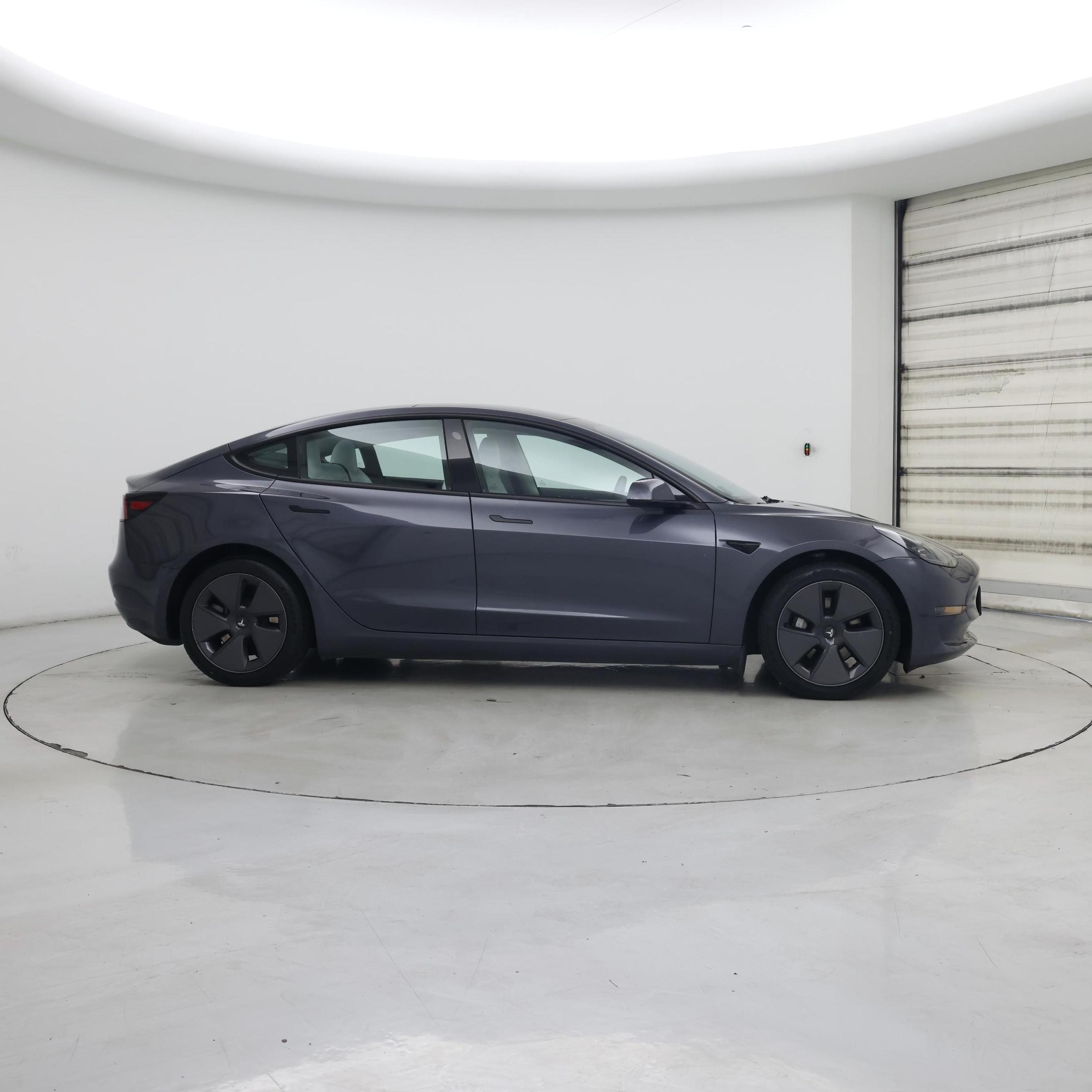 Thumbnail: 2023 Tesla Model 3 - 7