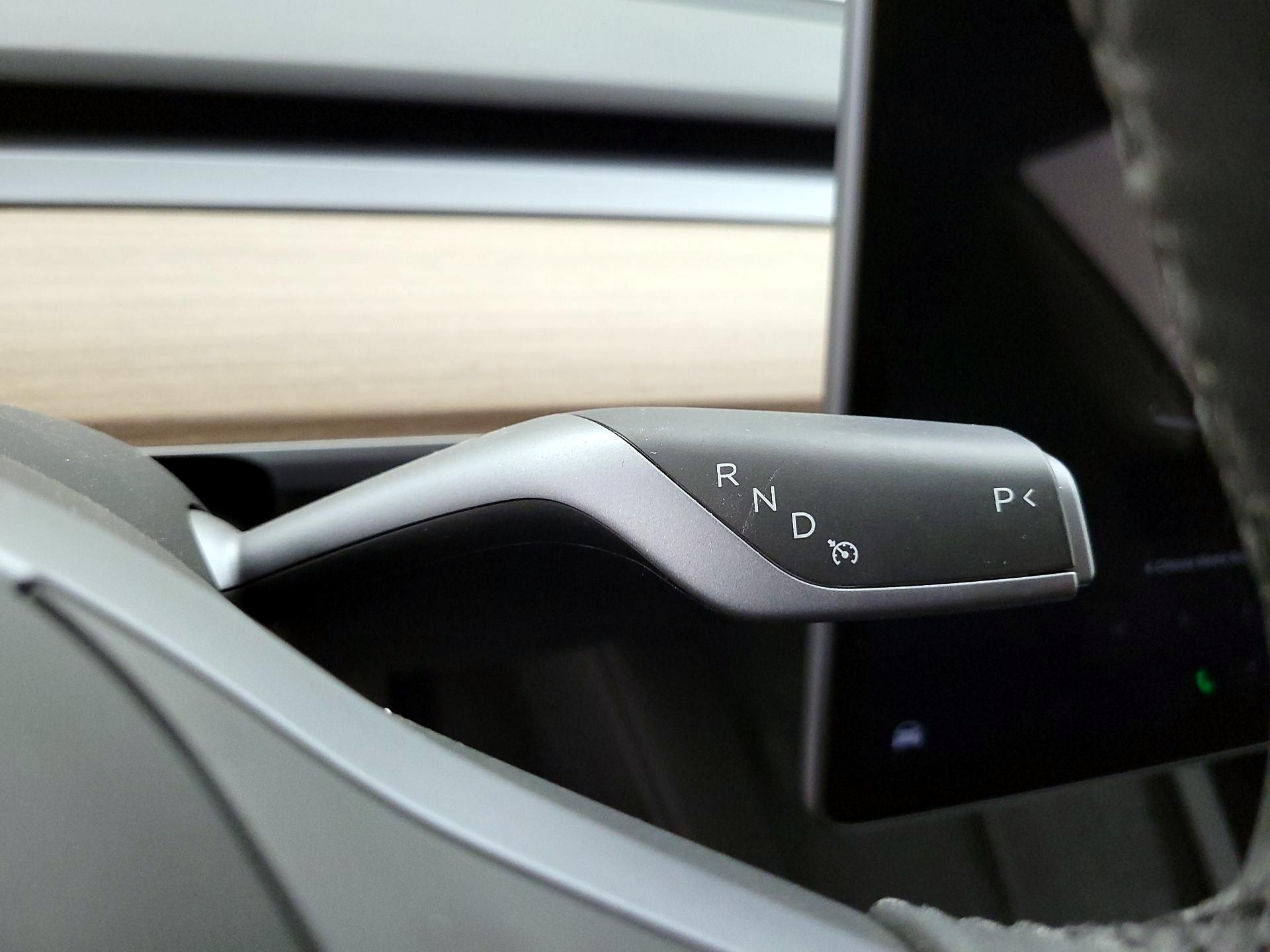 Thumbnail: 2023 Tesla Model 3 - 17