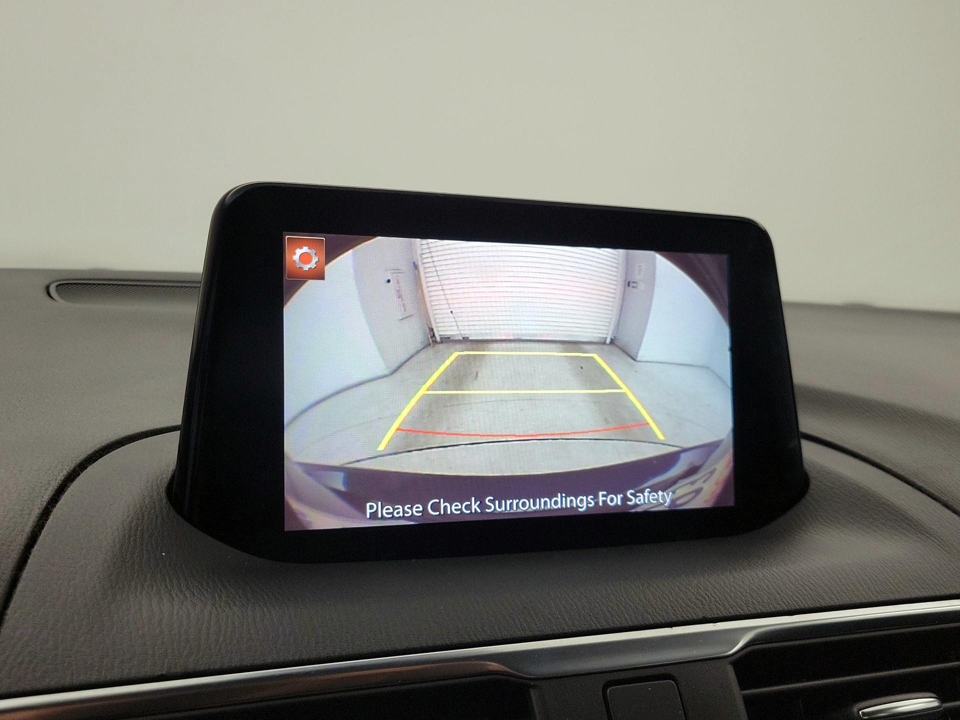 Thumbnail: 2017 Mazda Mazda3 - 14