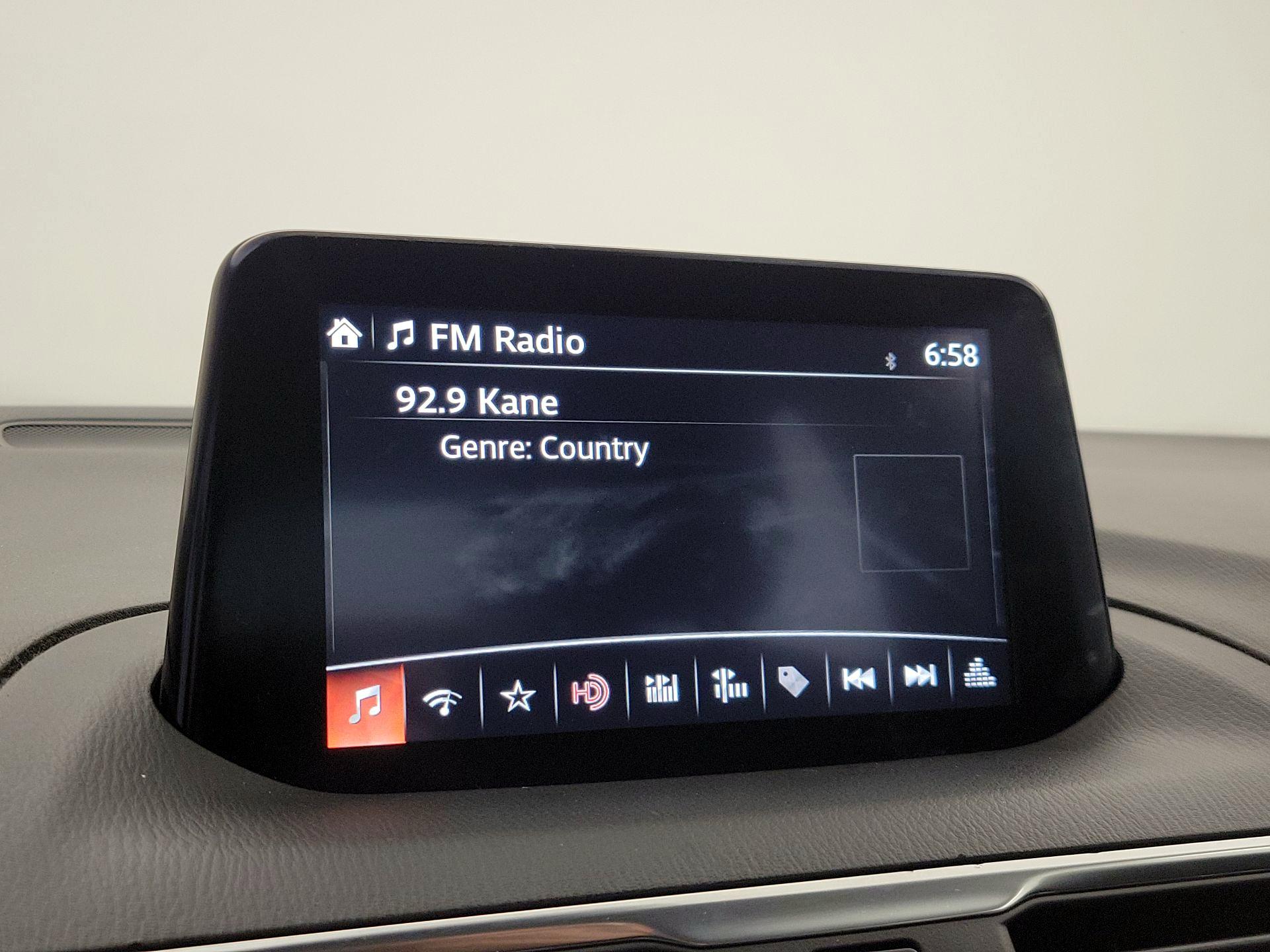 Thumbnail: 2017 Mazda Mazda3 - 15