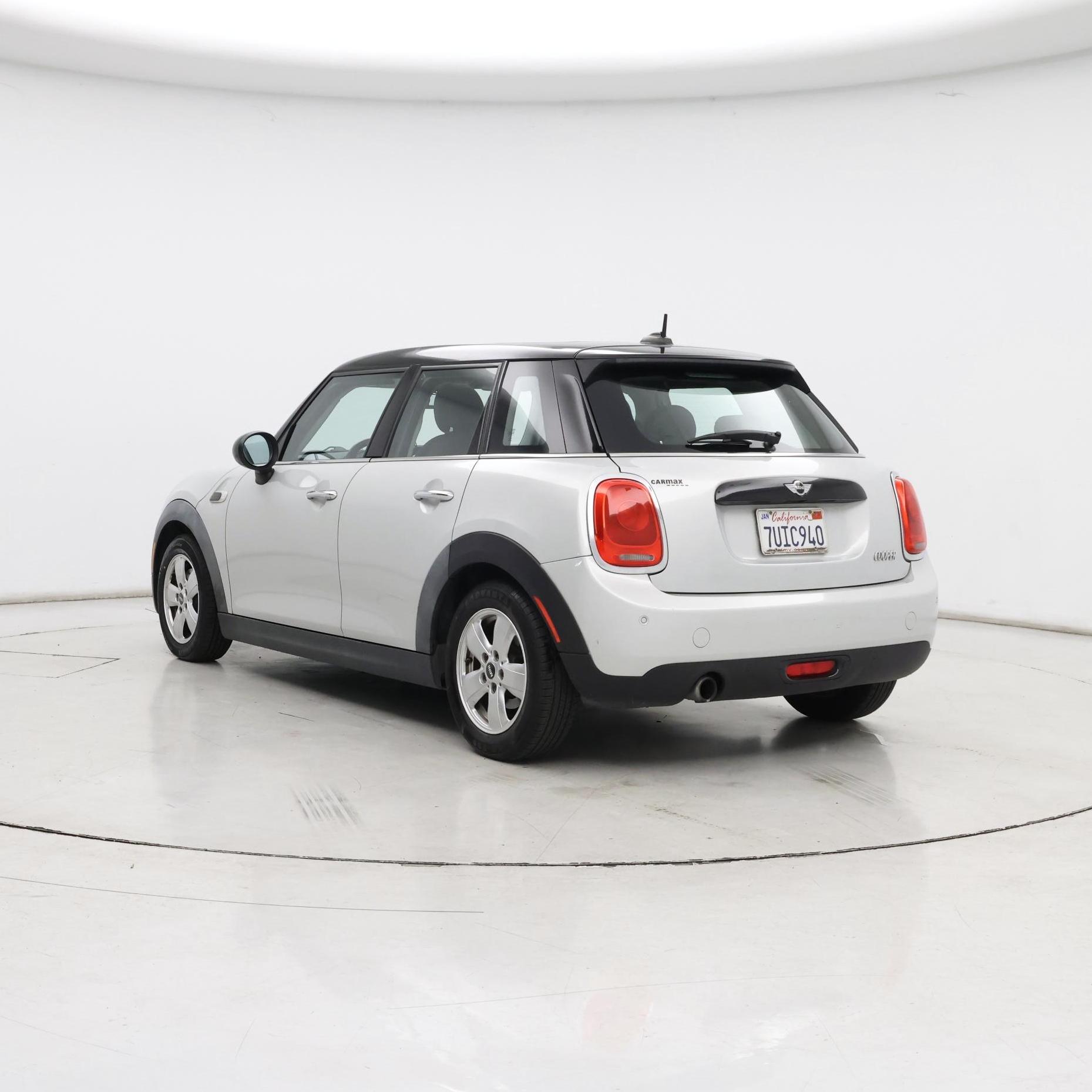 Thumbnail: 2016 MINI Cooper Hardtop - 2