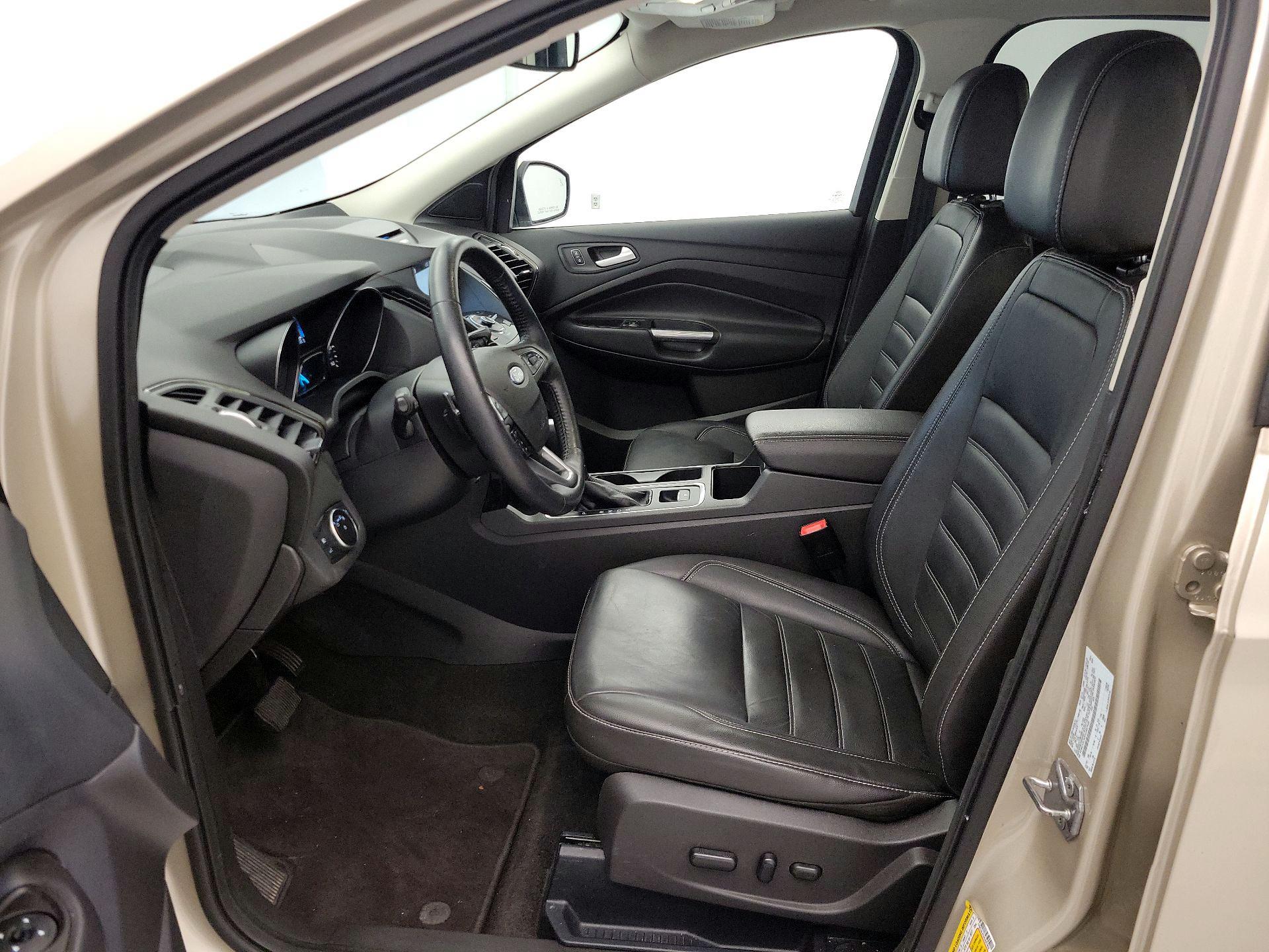Thumbnail: 2017 Ford Escape - 11