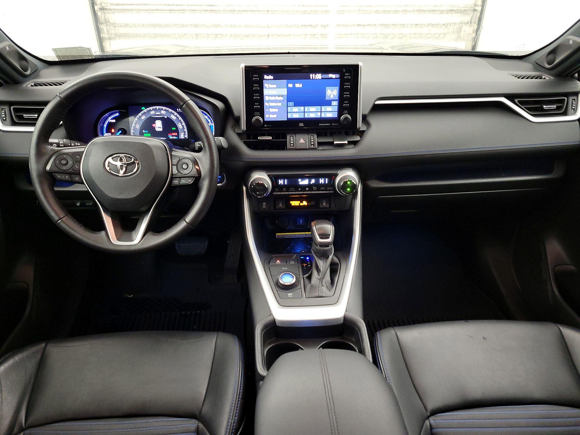Thumbnail: 2021 Toyota RAV4 - 9