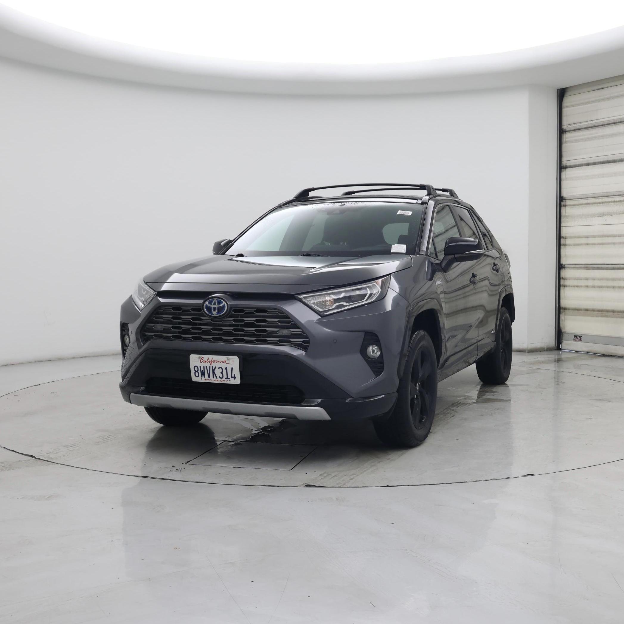 Thumbnail: 2021 Toyota RAV4 - 4