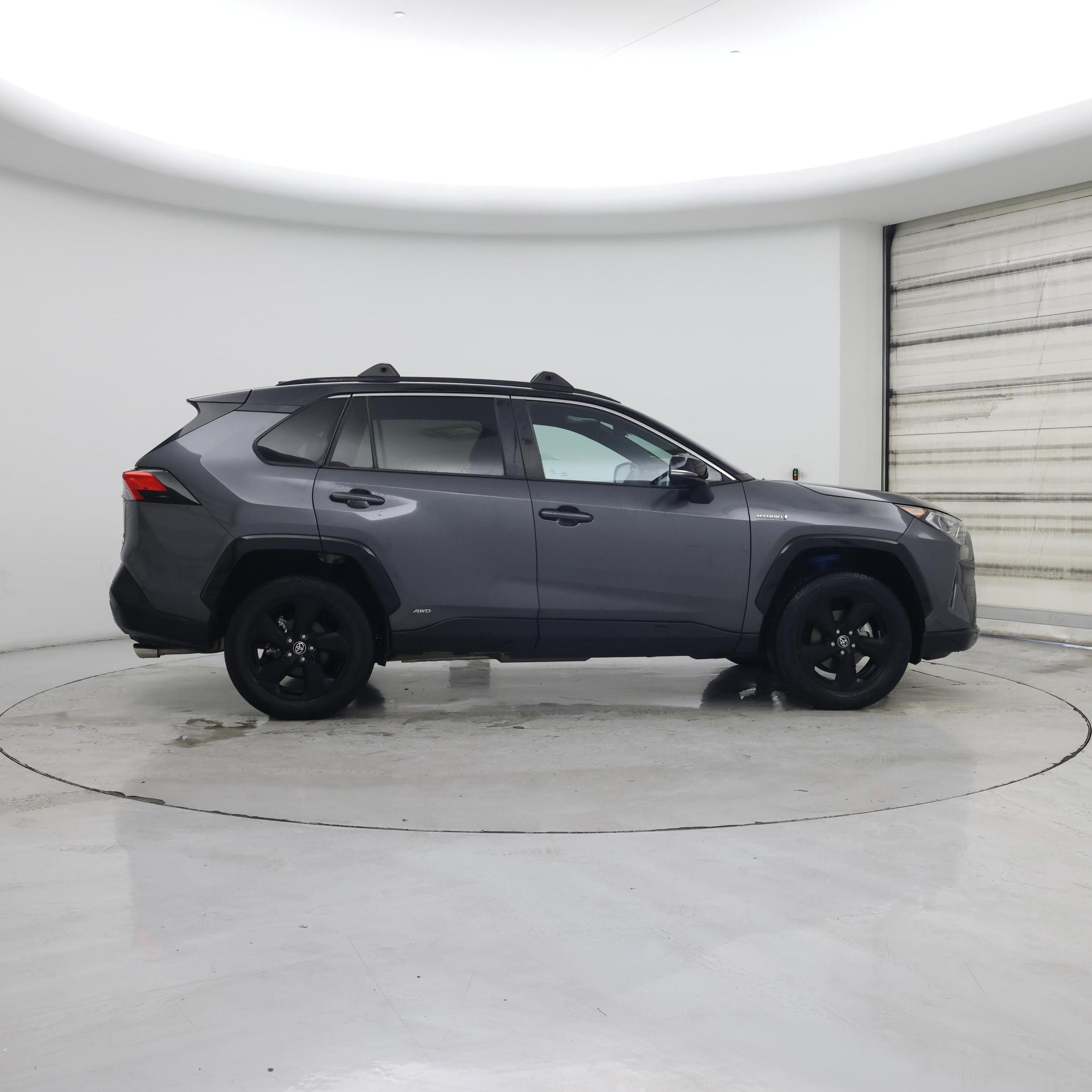 Thumbnail: 2021 Toyota RAV4 - 7