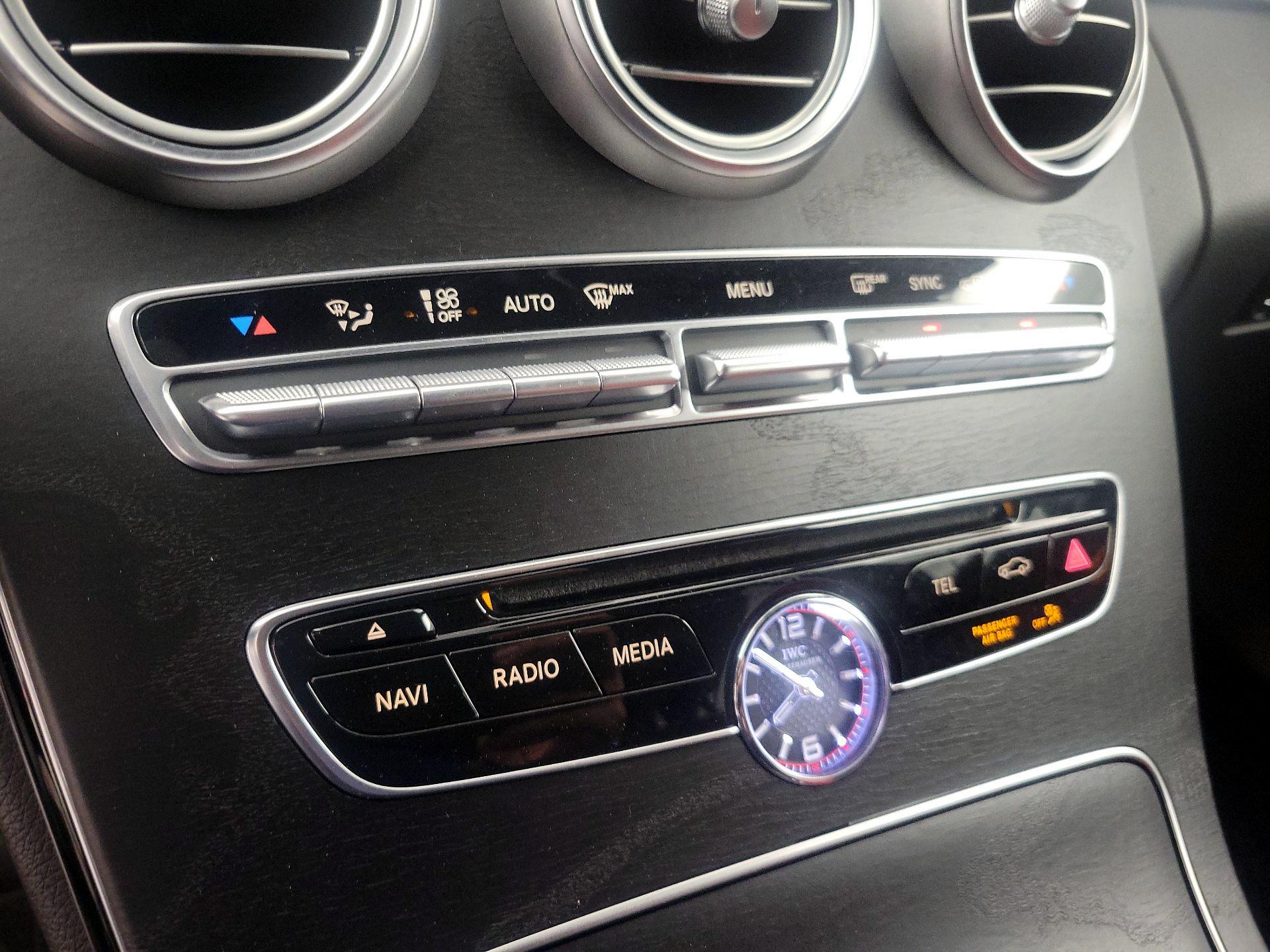 Thumbnail: 2016 Mercedes-Benz C-Class - 17