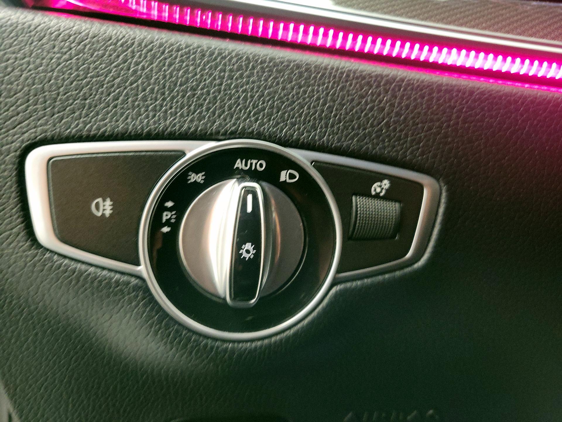 Thumbnail: 2019 Mercedes-Benz E-Class - 13