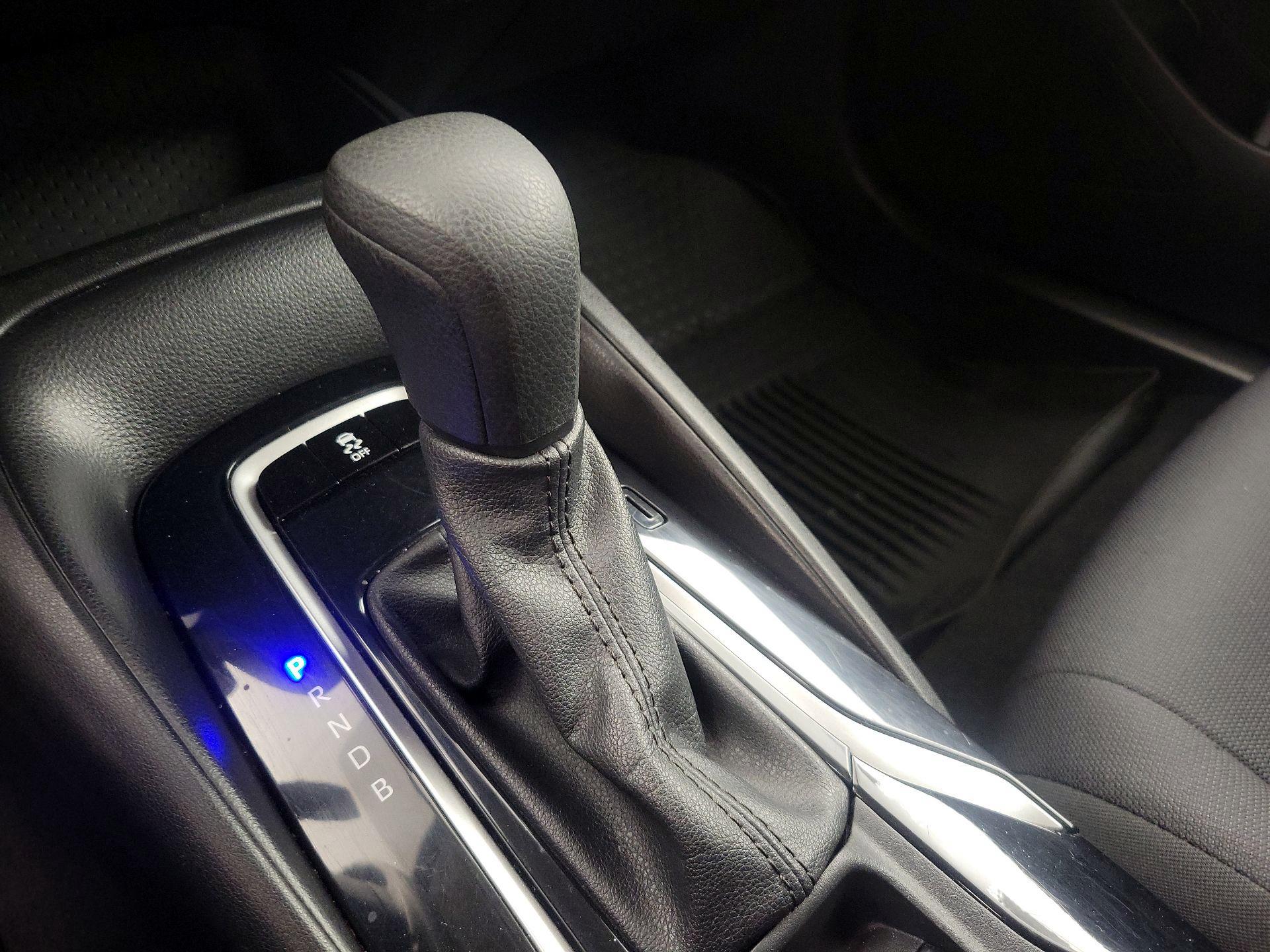 Thumbnail: 2021 Toyota Corolla - 17