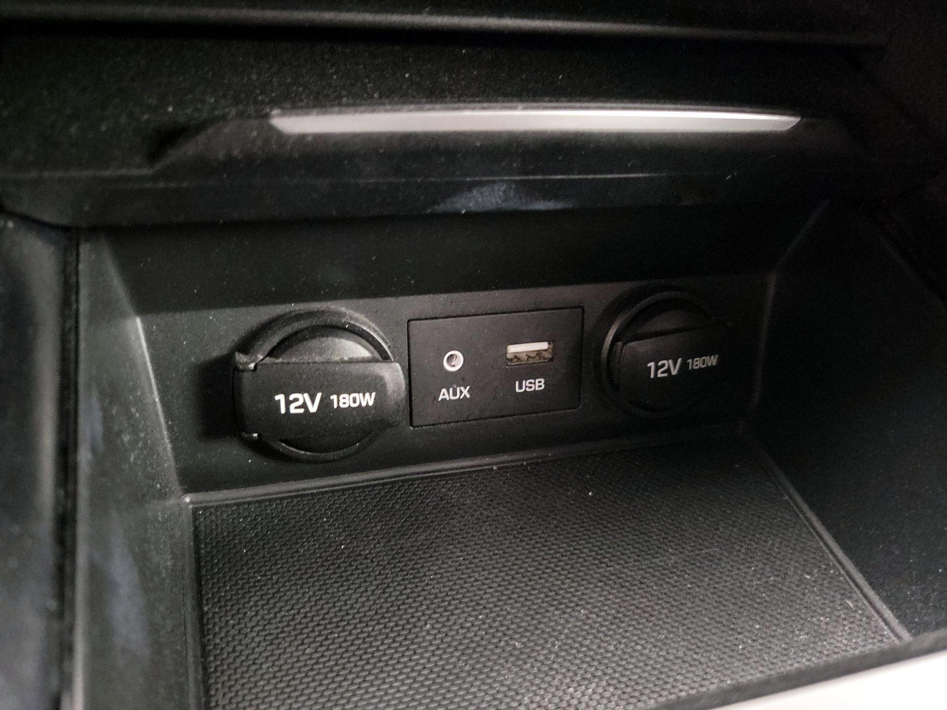 Thumbnail: 2018 Hyundai Elantra - 19