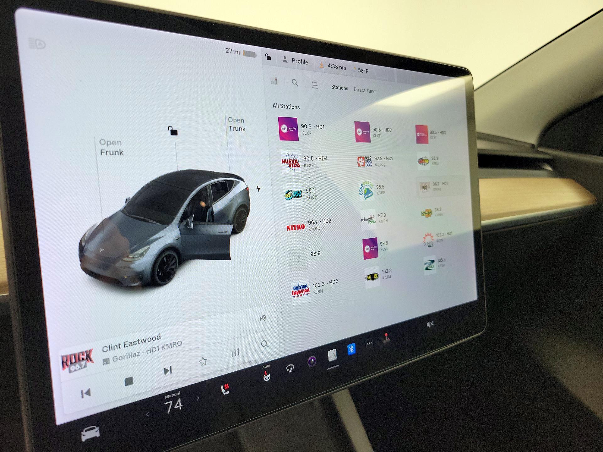 Thumbnail: 2022 Tesla Model Y - 16