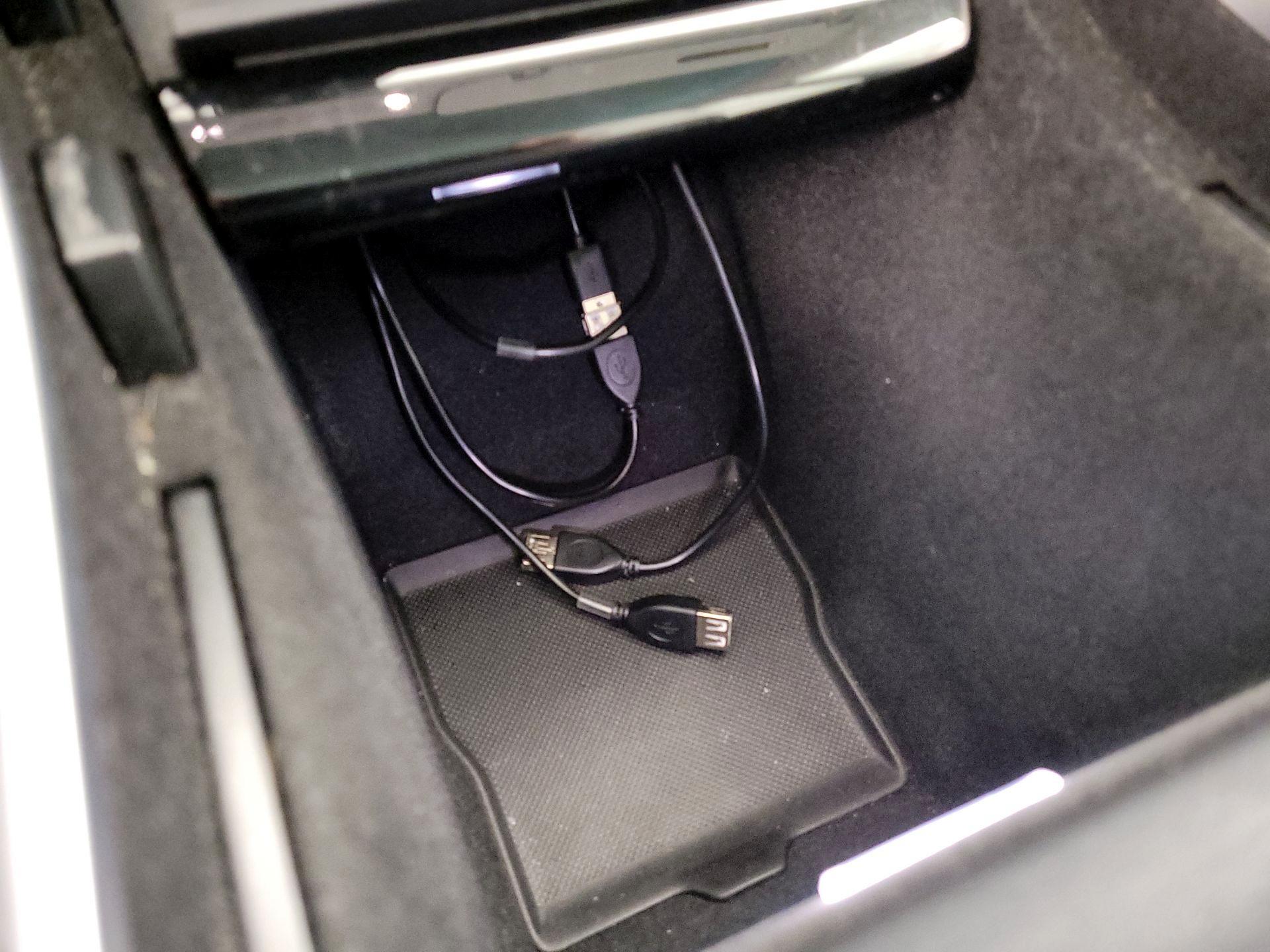 Thumbnail: 2020 Tesla Model 3 - 18