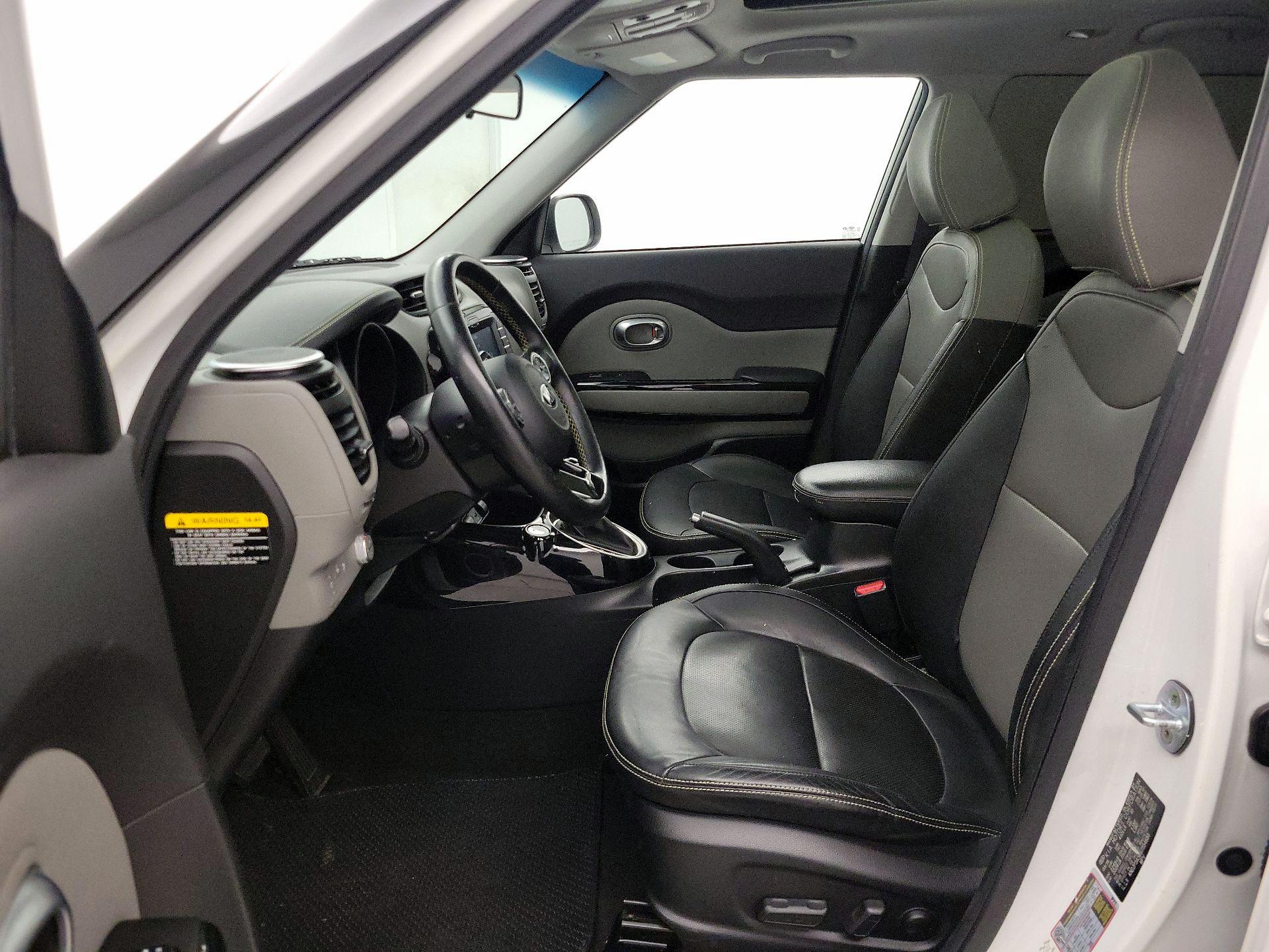Thumbnail: 2016 Kia Soul - 11