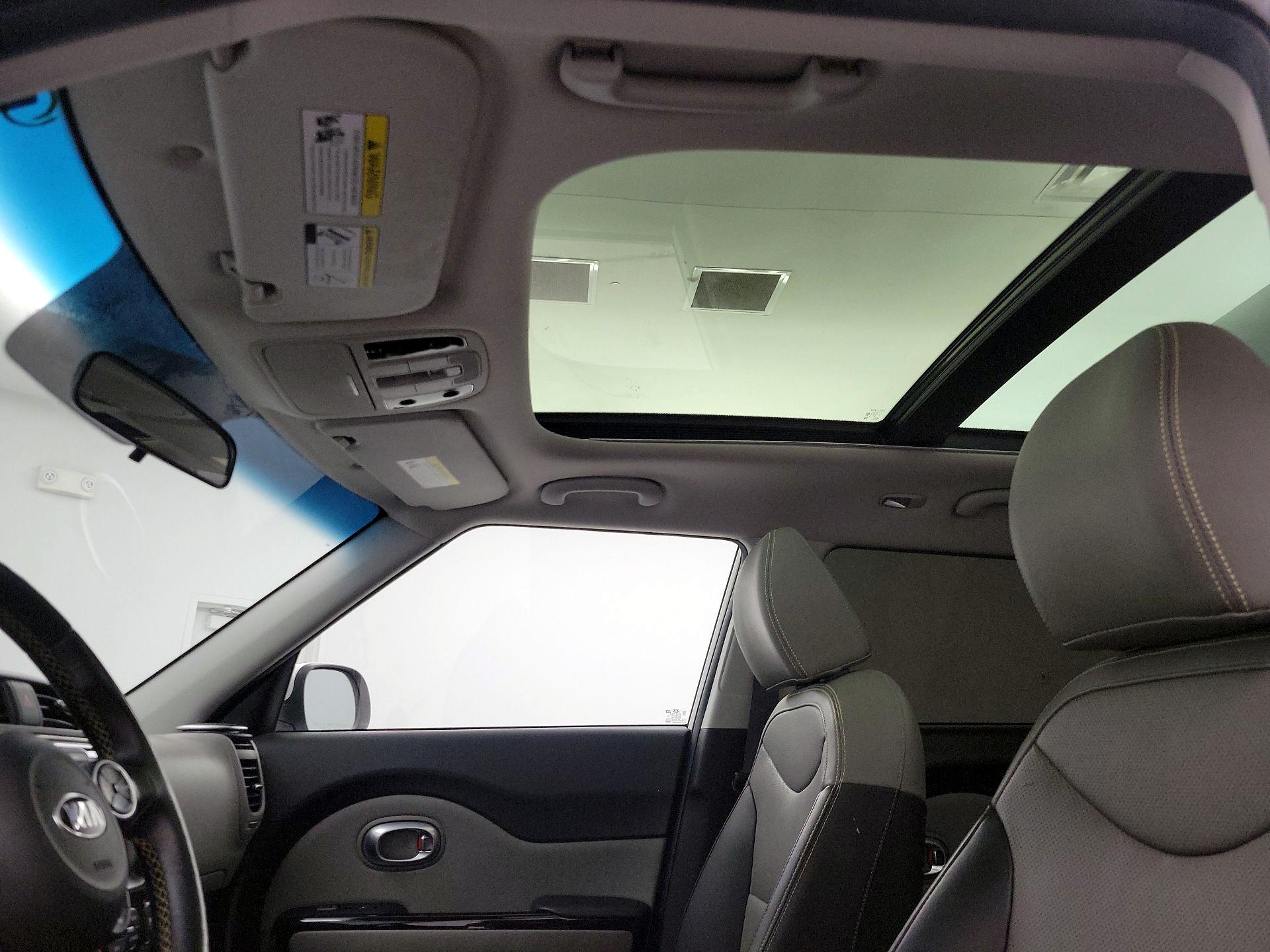 Thumbnail: 2016 Kia Soul - 19