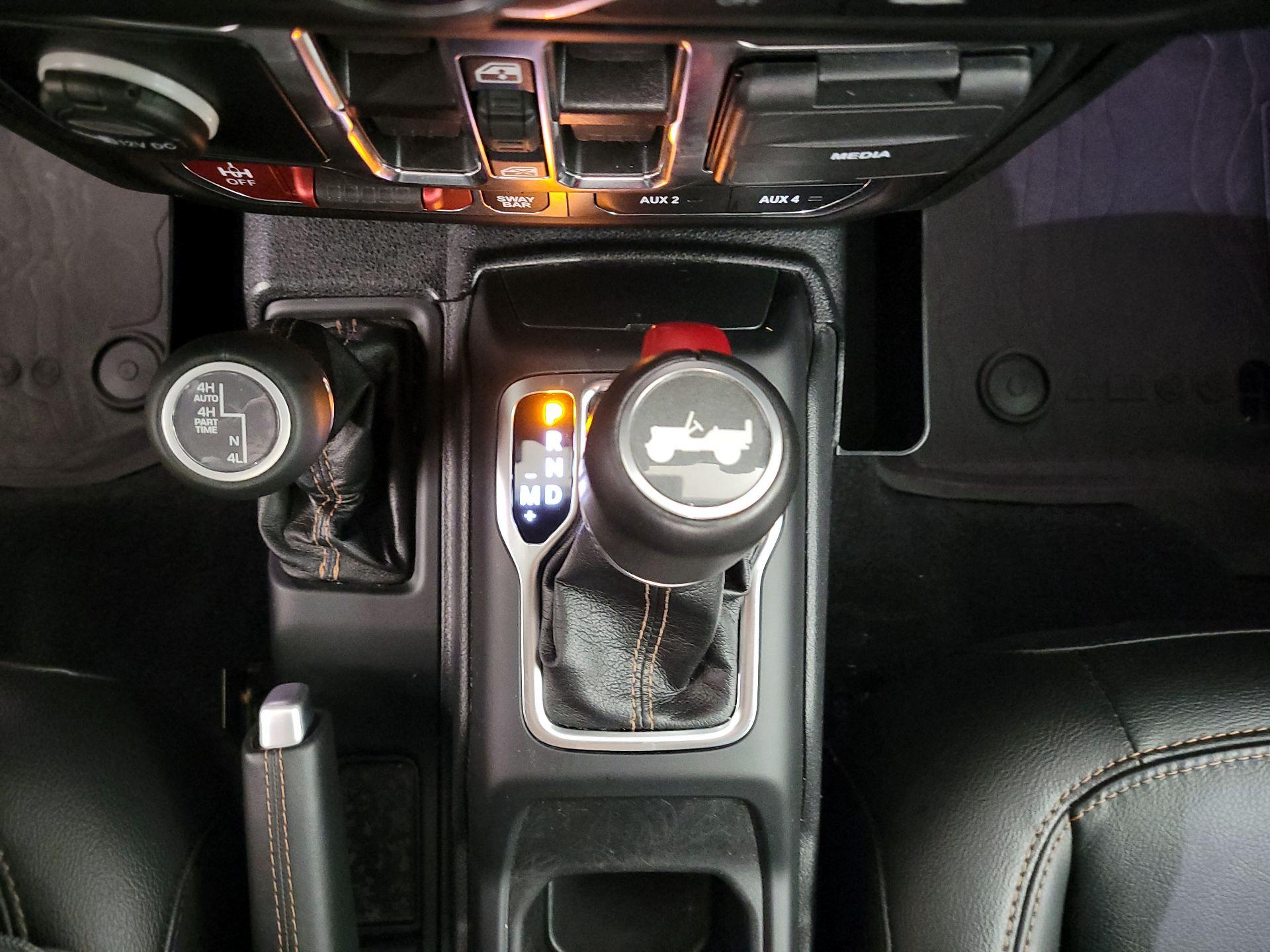 Thumbnail: 2021 Jeep Wrangler - 18