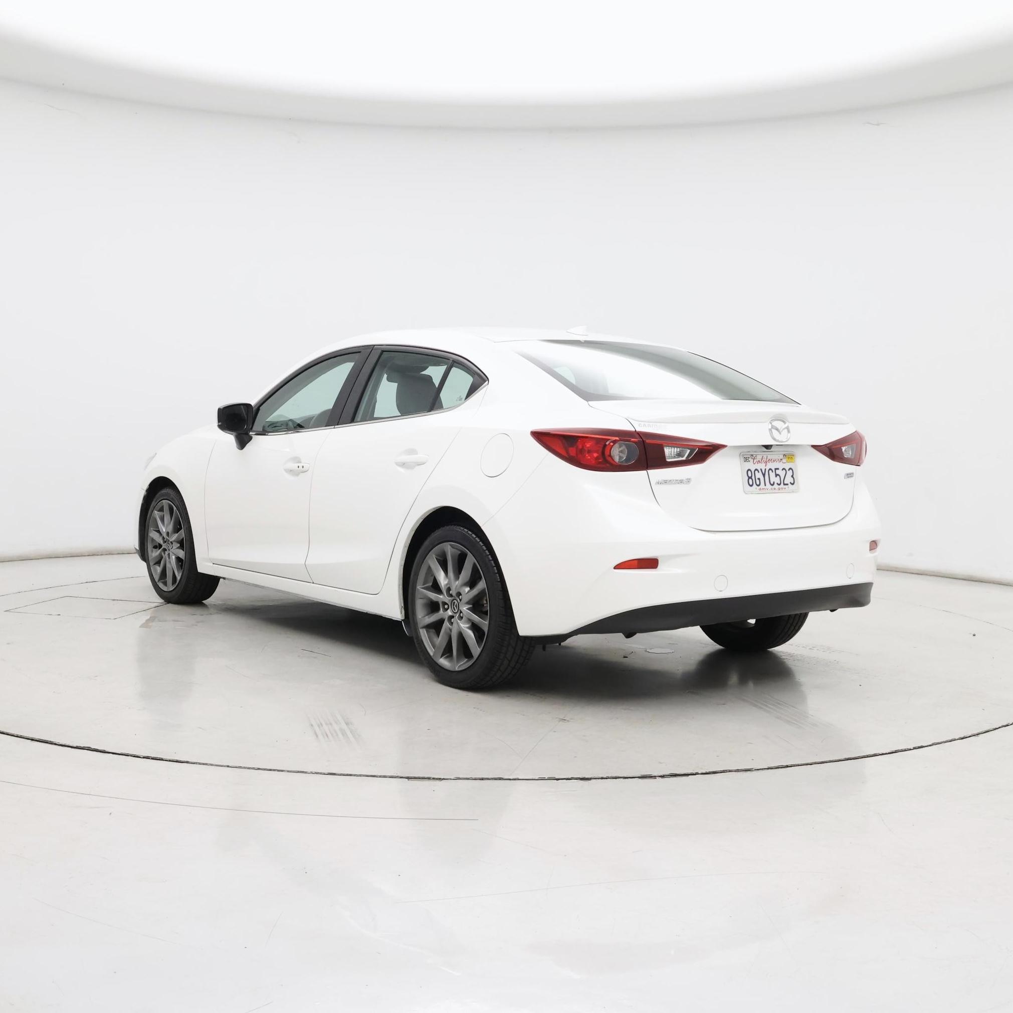 Thumbnail: 2018 Mazda Mazda3 - 2