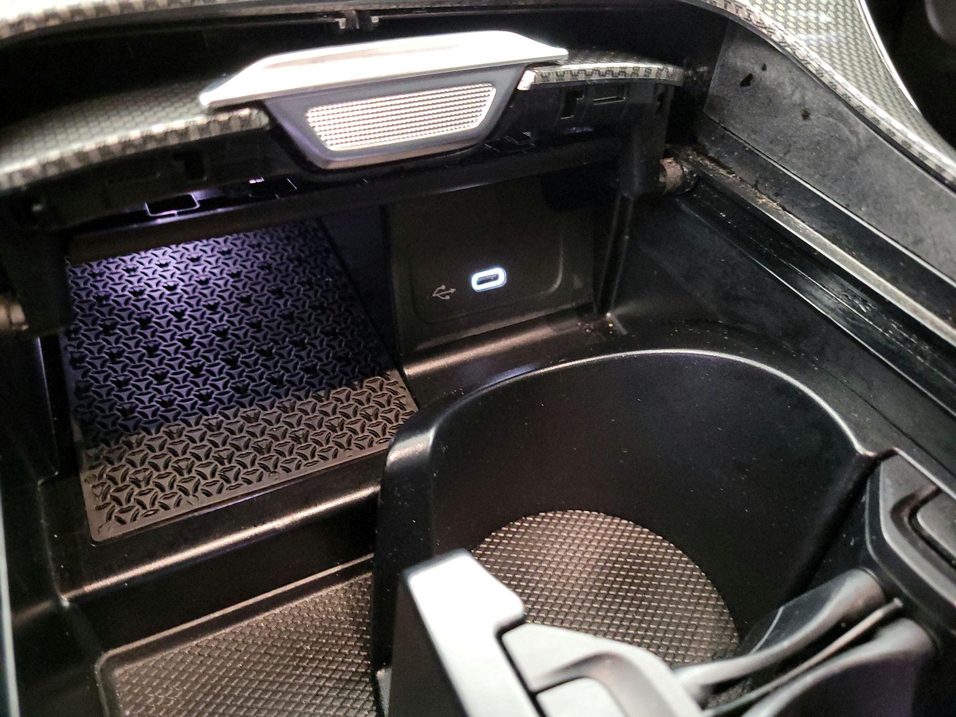 Thumbnail: 2023 Mercedes-Benz C-Class - 18