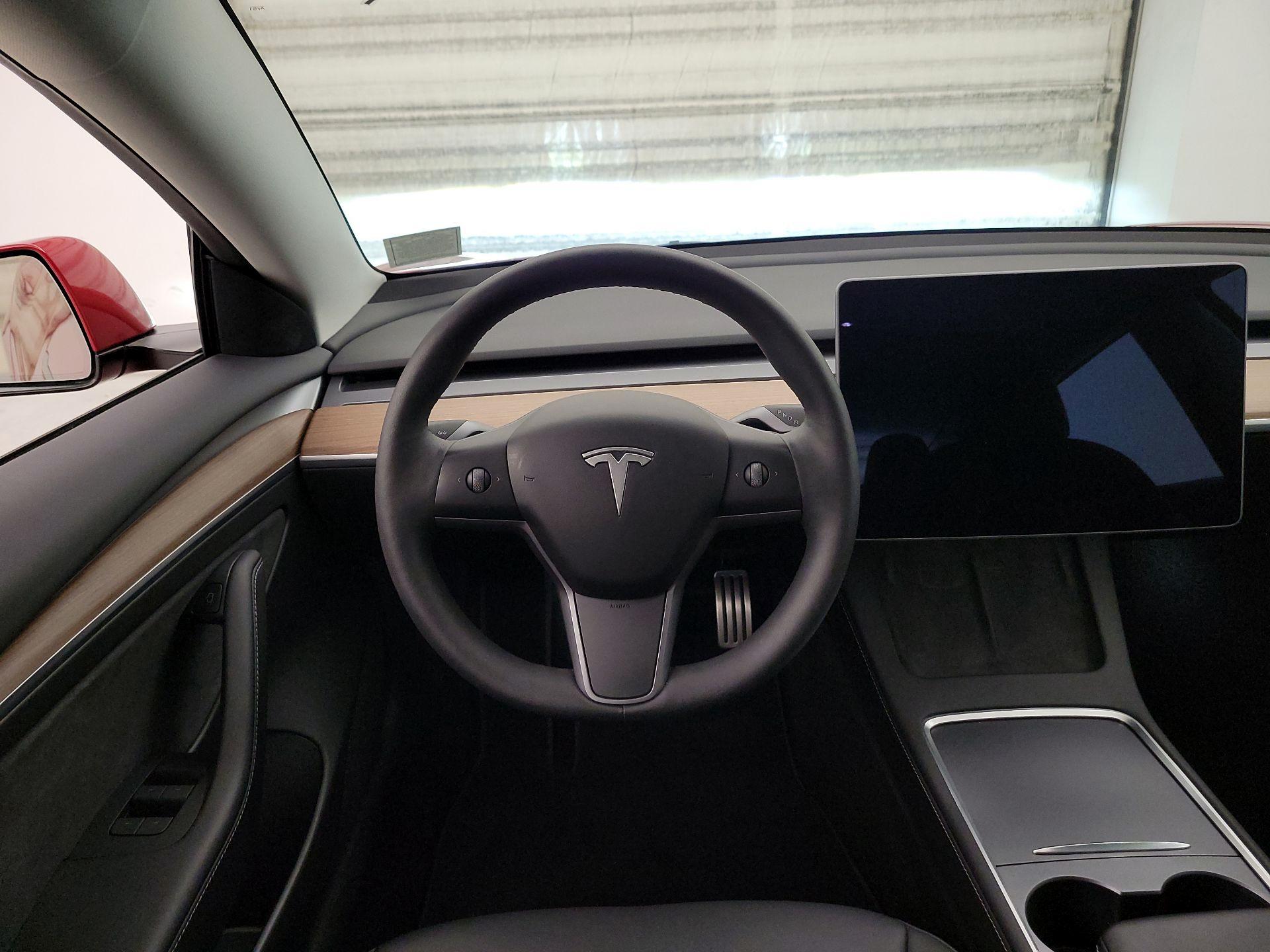 Thumbnail: 2022 Tesla Model 3 - 10