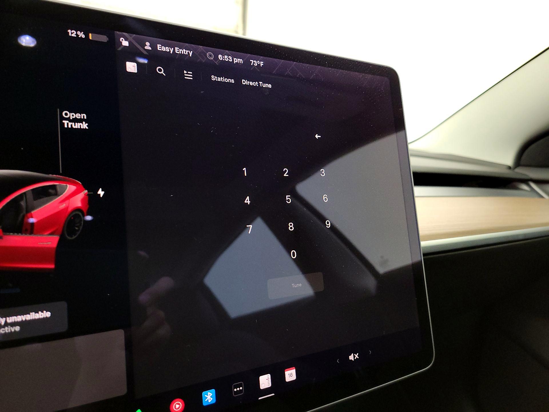 Thumbnail: 2022 Tesla Model 3 - 15